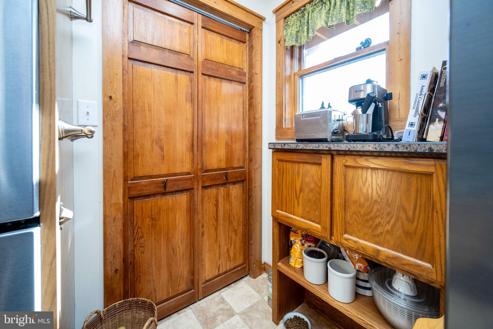 YOUGHIOUGHENY MOUNTAIN - Residential