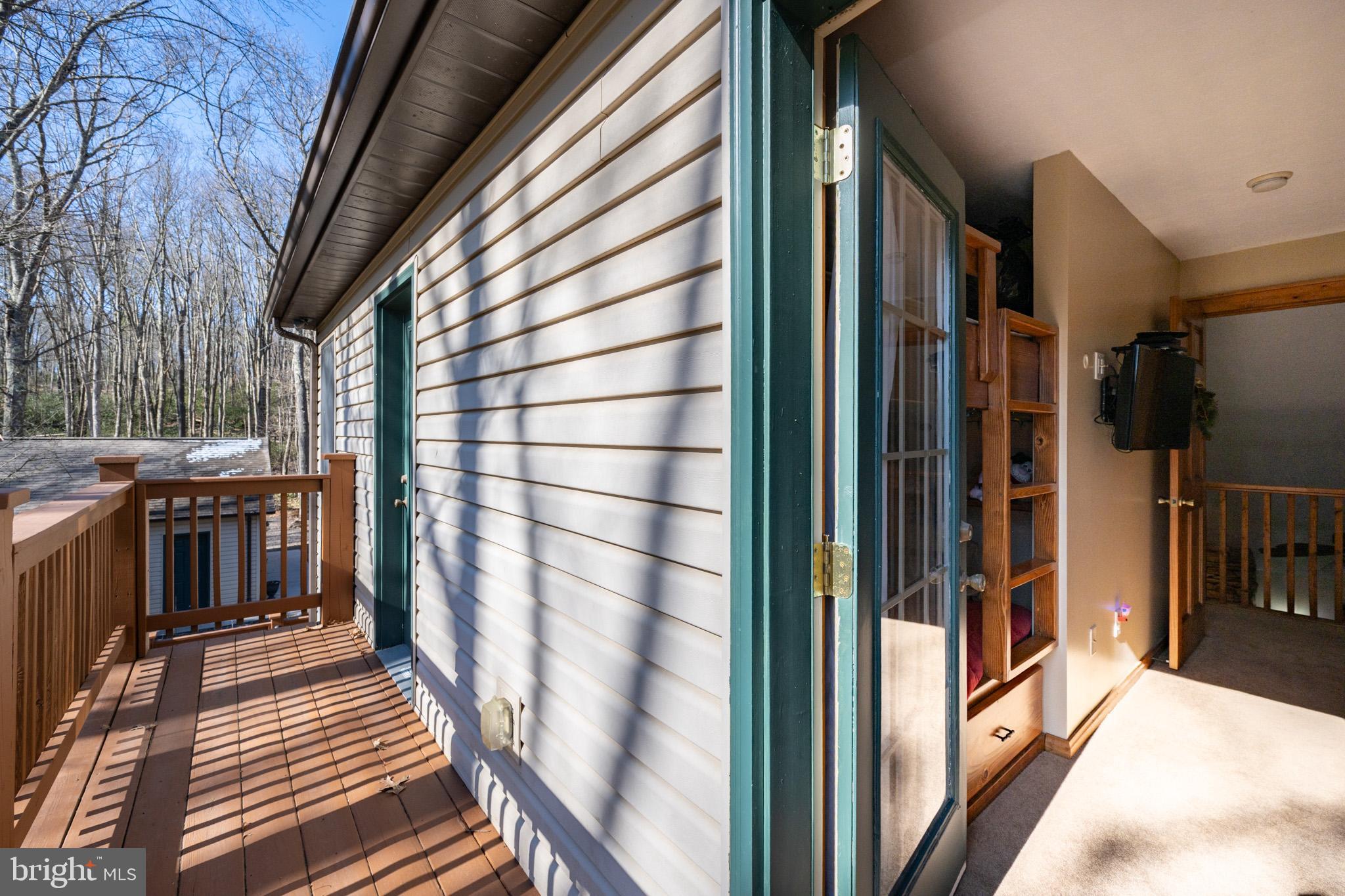 YOUGHIOUGHENY MOUNTAIN - Residential