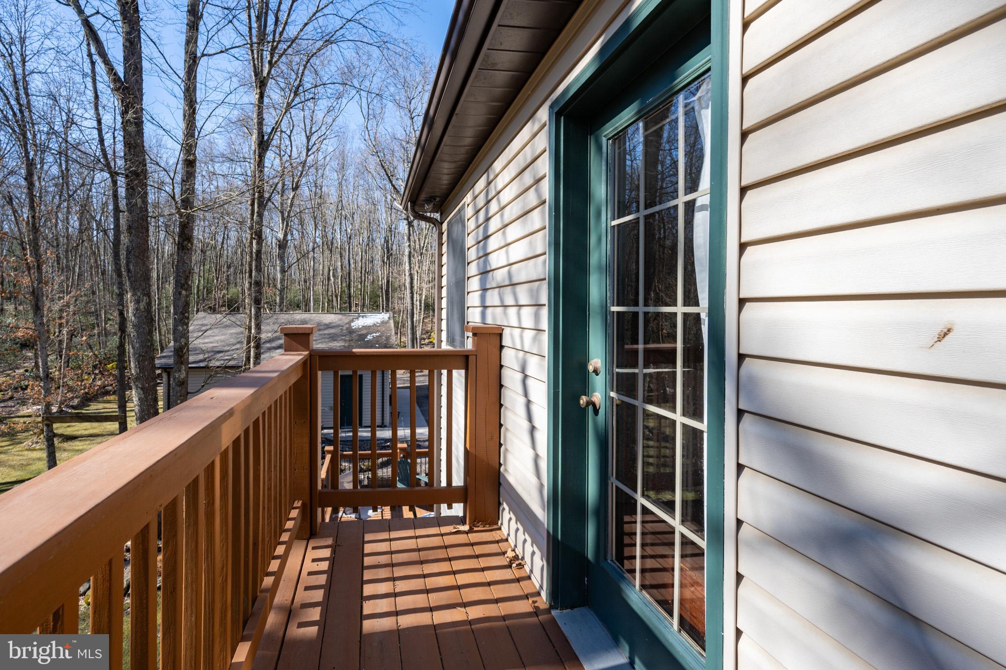 YOUGHIOUGHENY MOUNTAIN - Residential