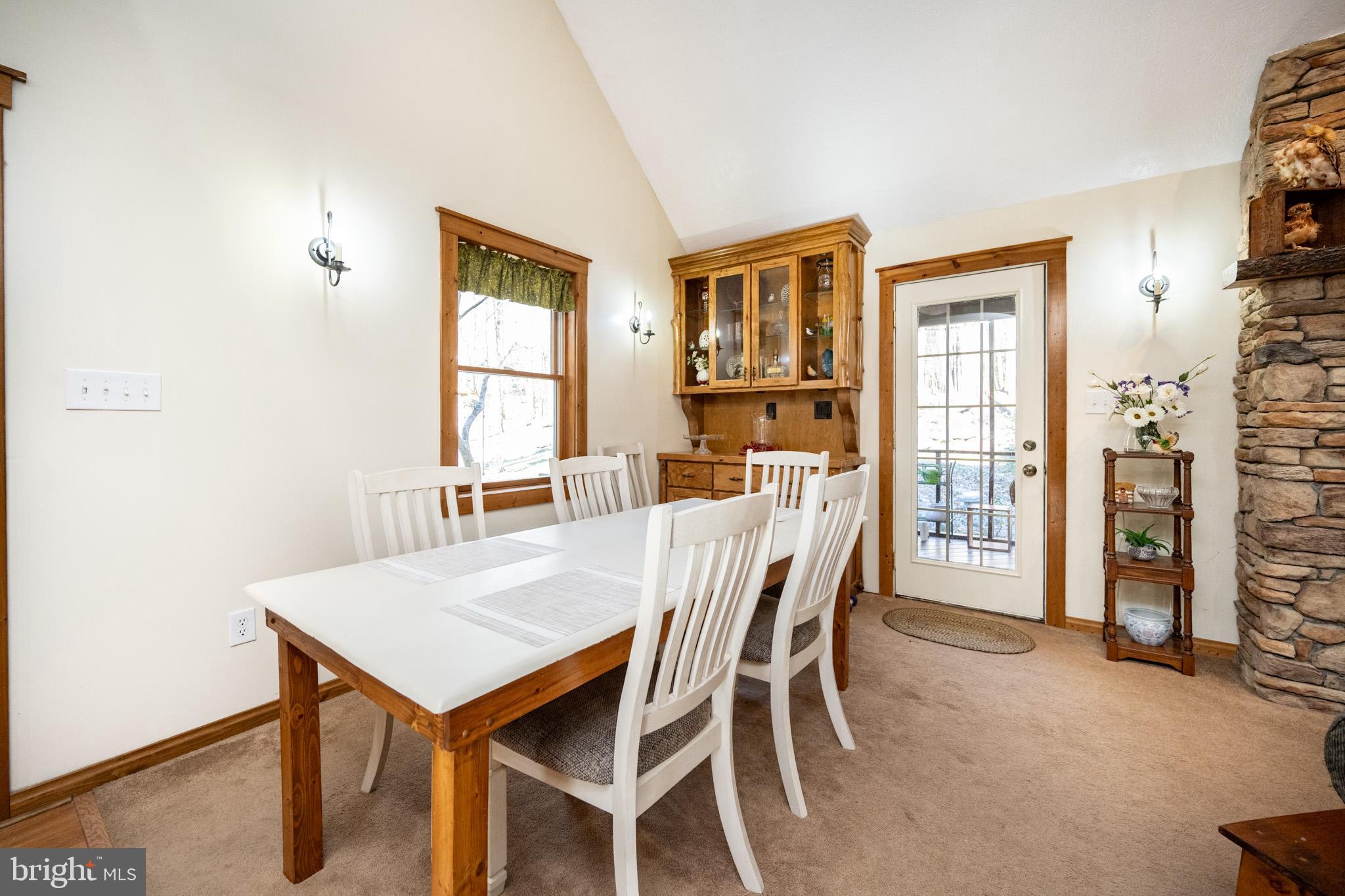 YOUGHIOUGHENY MOUNTAIN - Residential