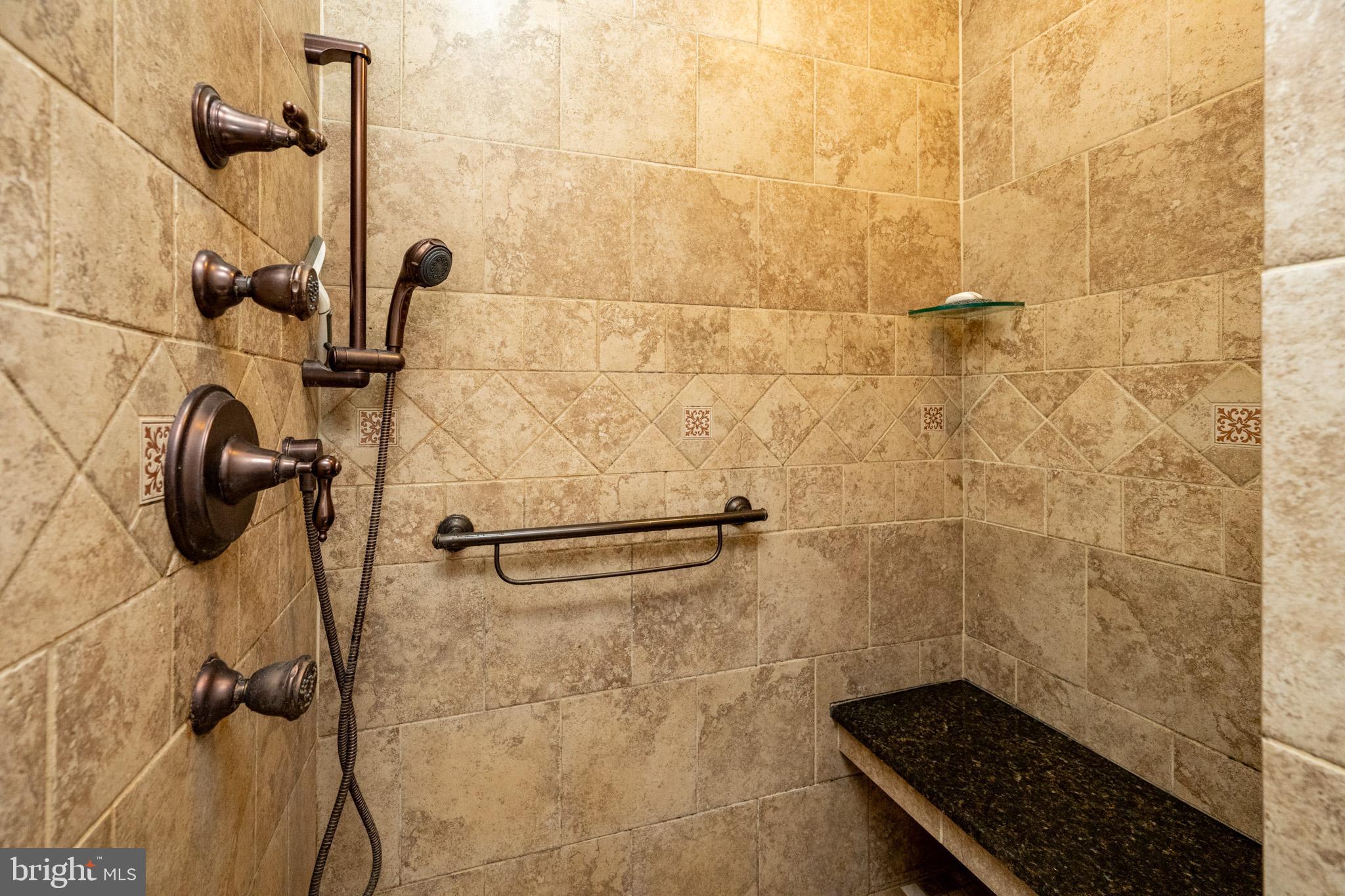 YOUGHIOUGHENY MOUNTAIN - Residential