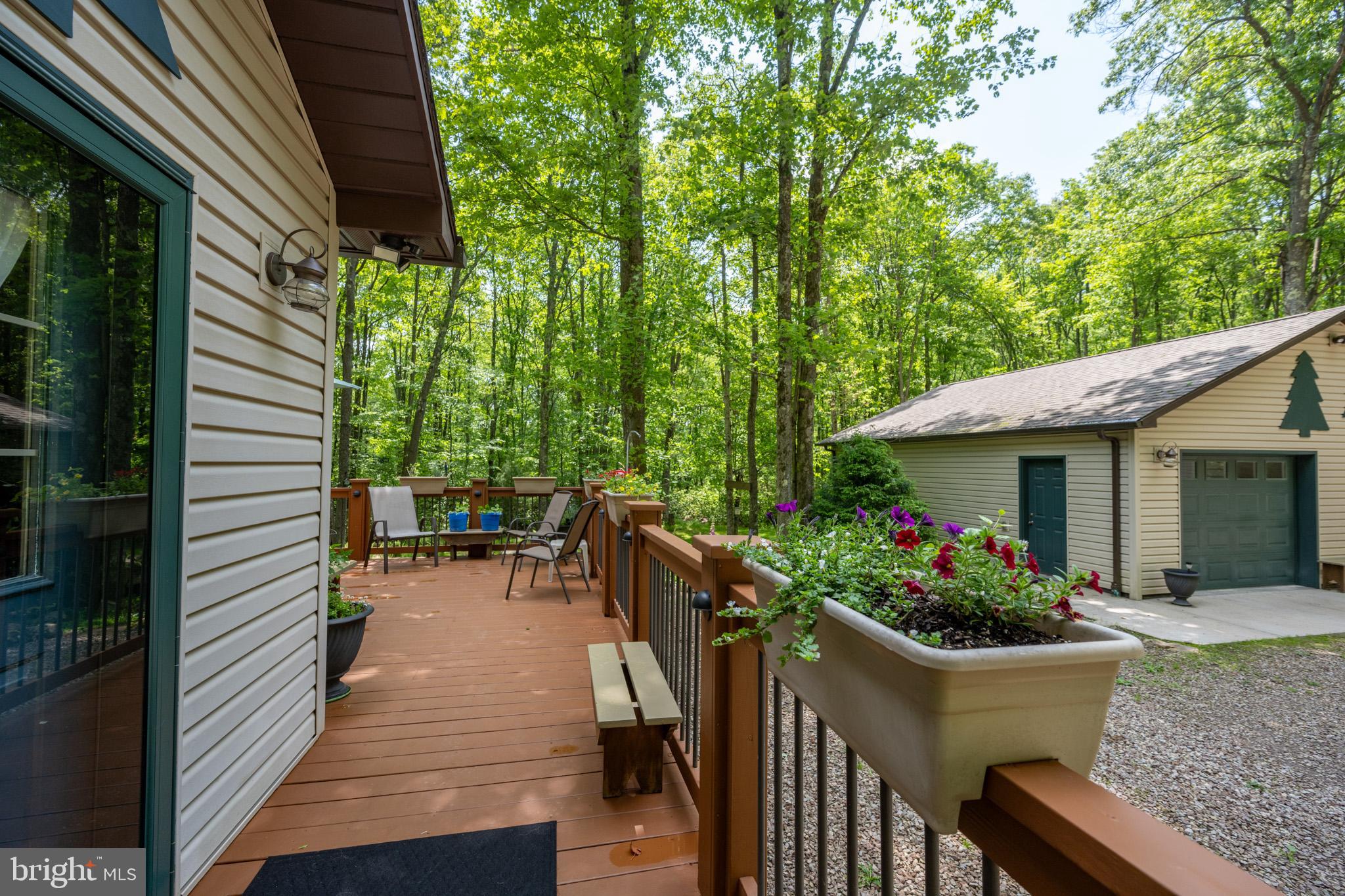 YOUGHIOUGHENY MOUNTAIN - Residential