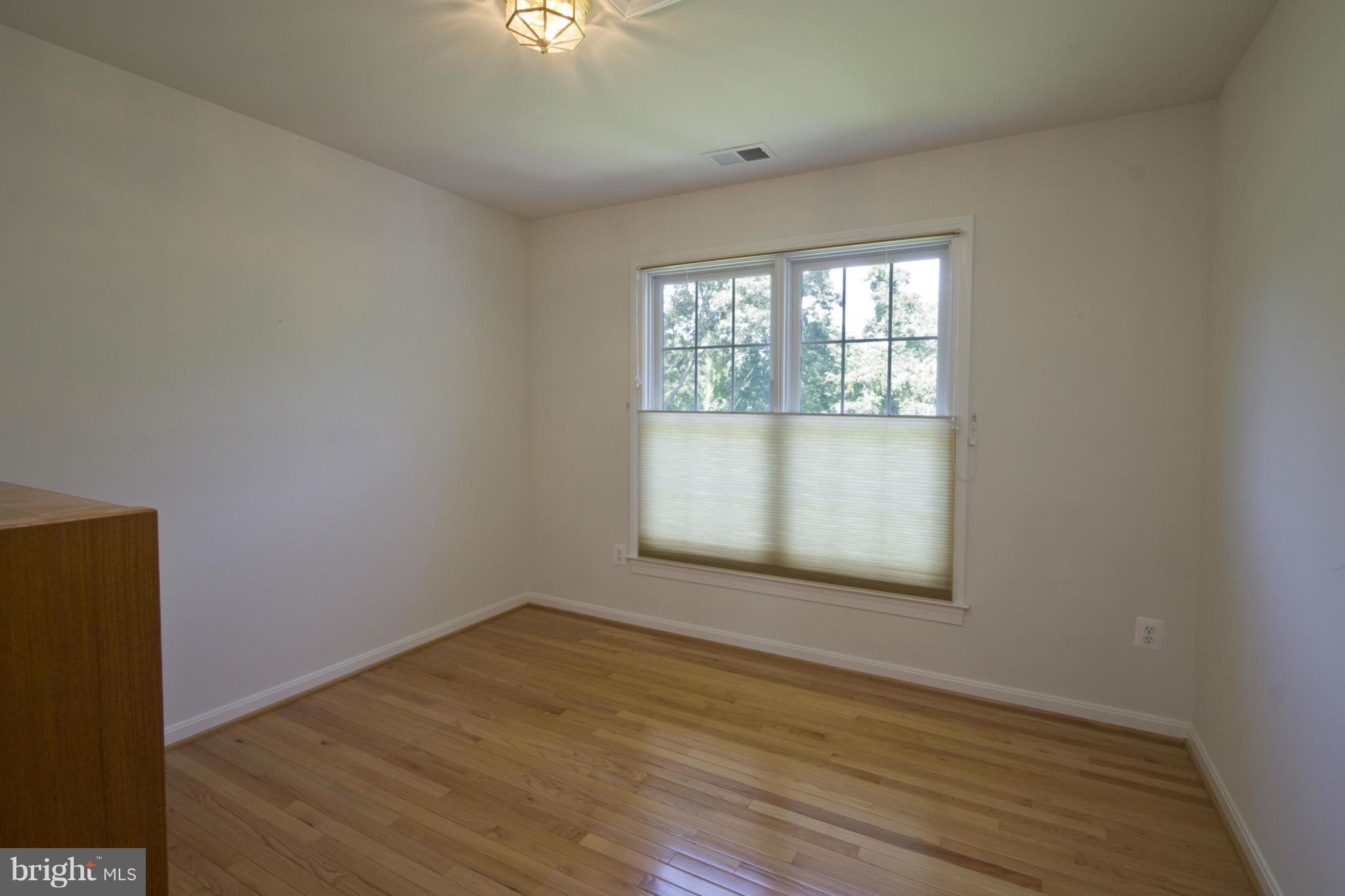 WILLIAMS WOODS - Residential Lease