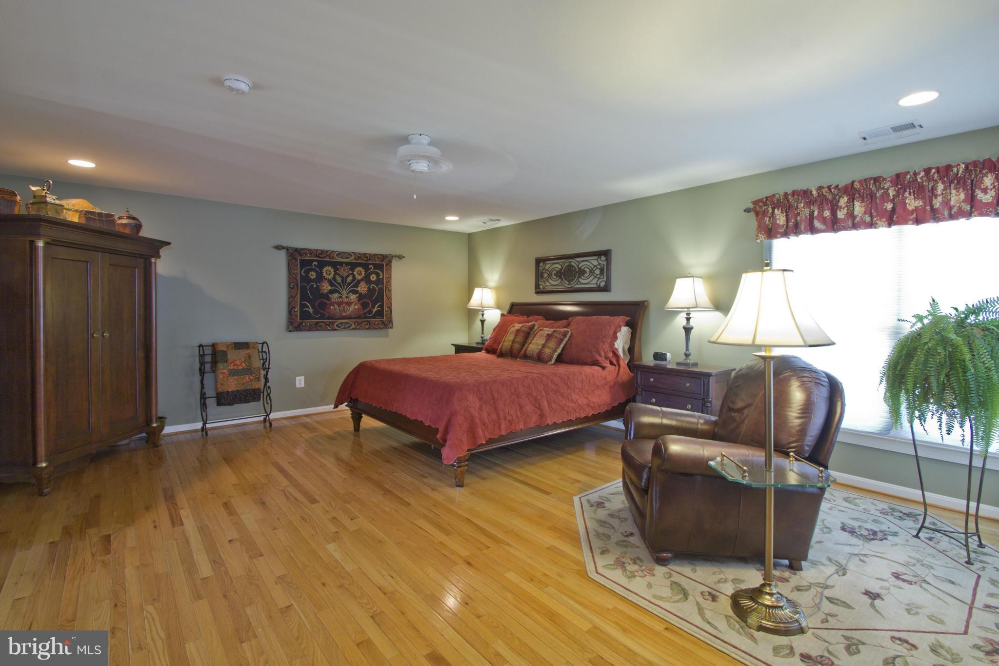 WILLIAMS WOODS - Residential Lease