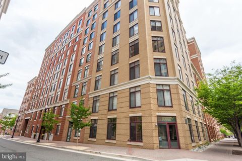 Photo of 1201 N Garfield Street #612, ARLINGTON, VA 22201 (MLS # VAAR2068894)