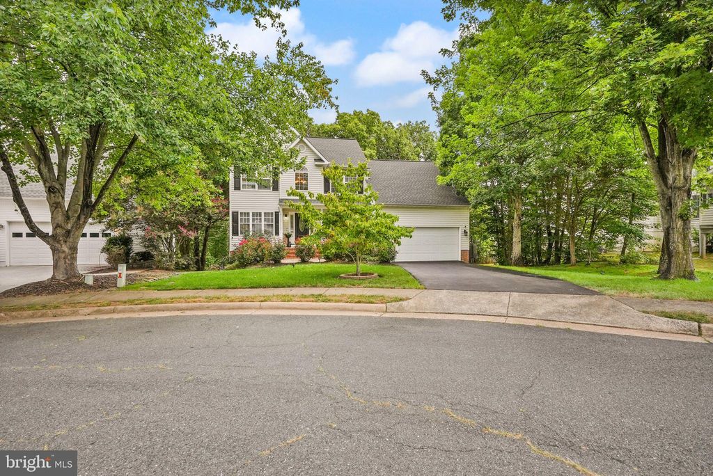 Photo of 29 Sassafras Lane, STAFFORD, VA 22554 (MLS # VAST2043710)