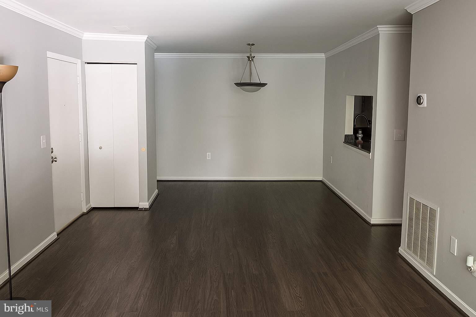 FLOWER HILL - Residential Lease