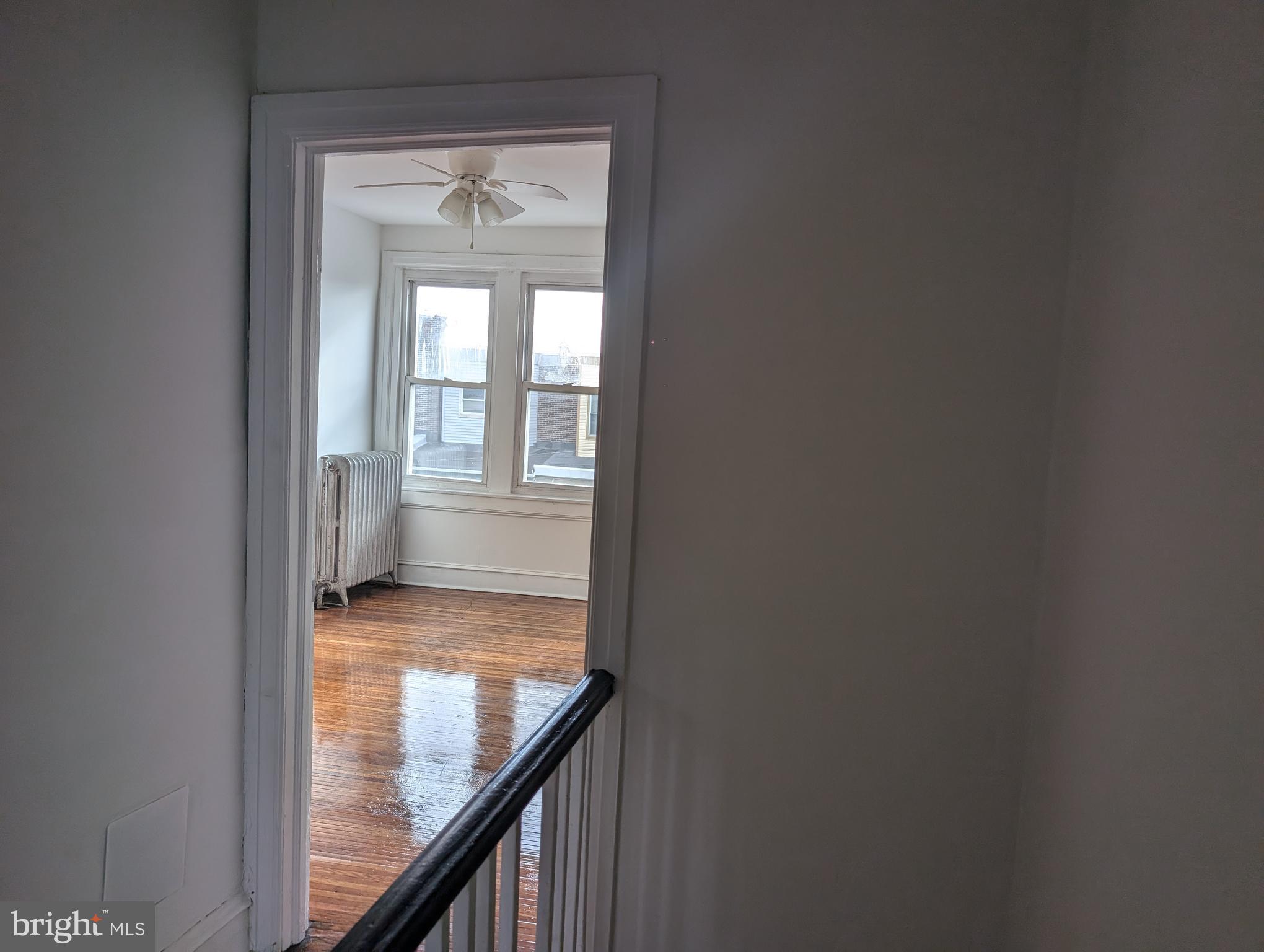 ELMWOOD PARK - Residential Lease