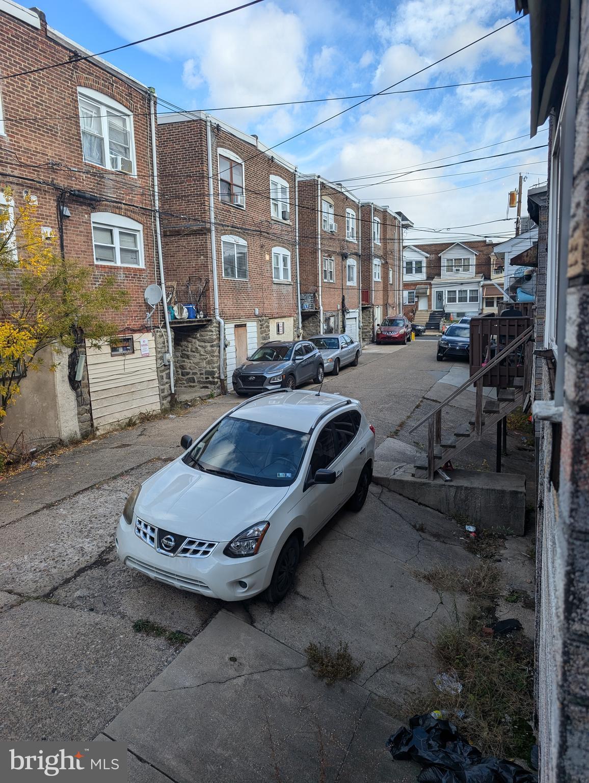 ELMWOOD PARK - Residential Lease