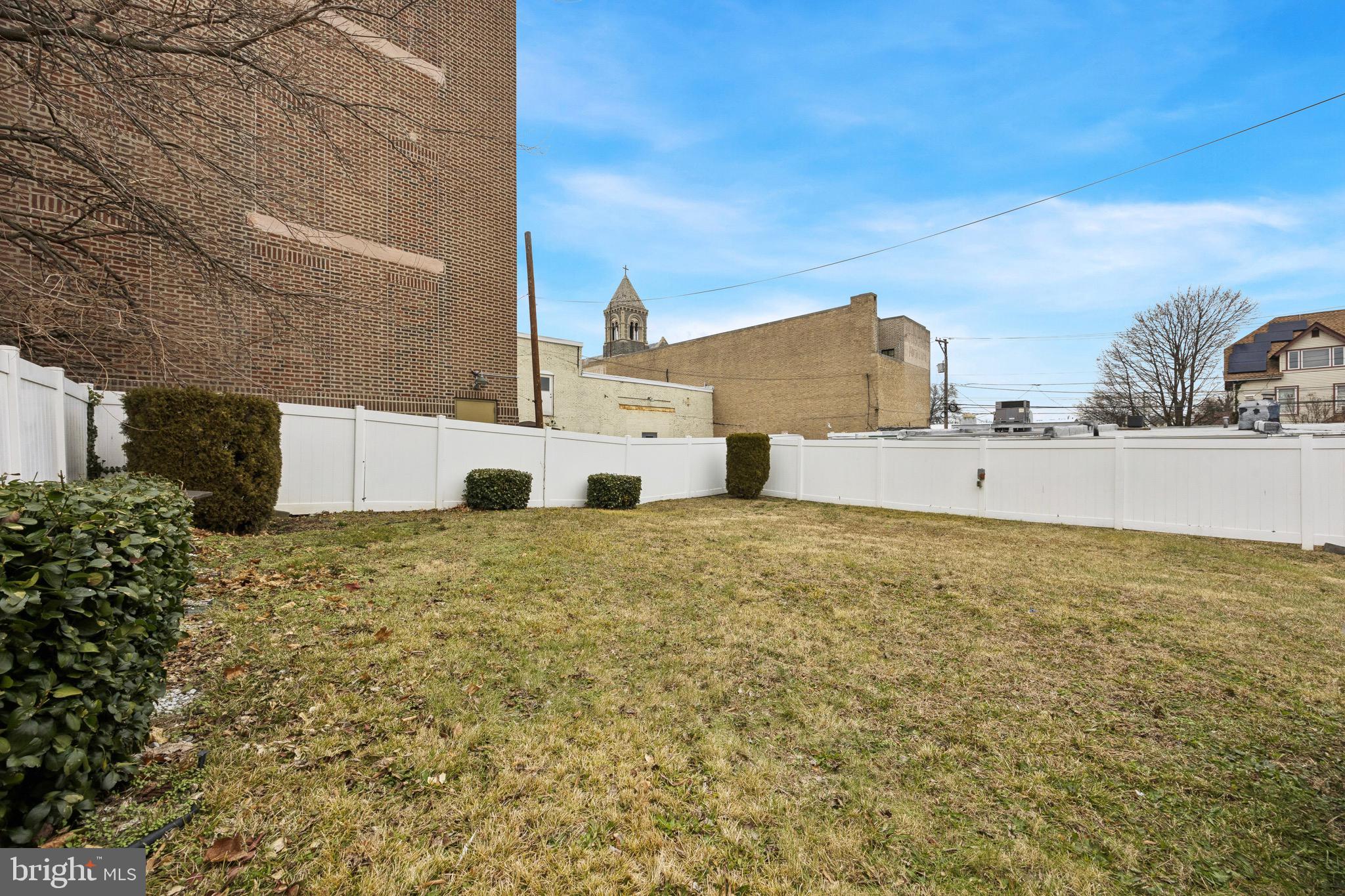 LANSDOWNE - Residential