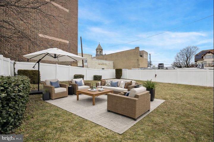 LANSDOWNE - Residential