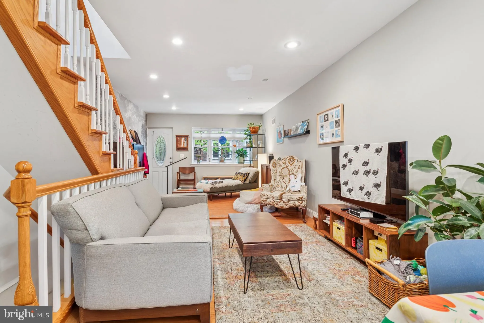 Philadelphia, Pennsylvania 19148, United States, 3 Bedrooms Bedrooms, ,2 BathroomsBathrooms,Residential,Contingent,114798