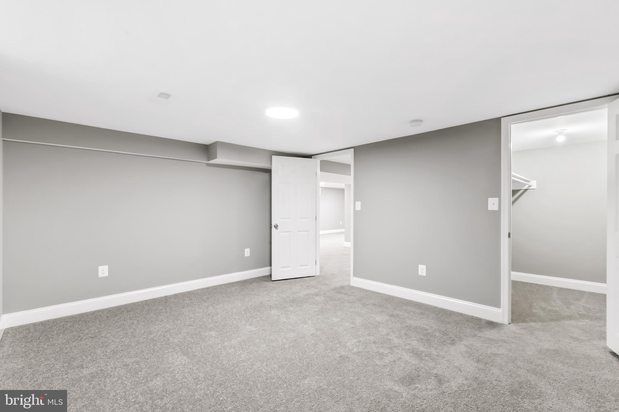 WINDSOR MILL - Residential