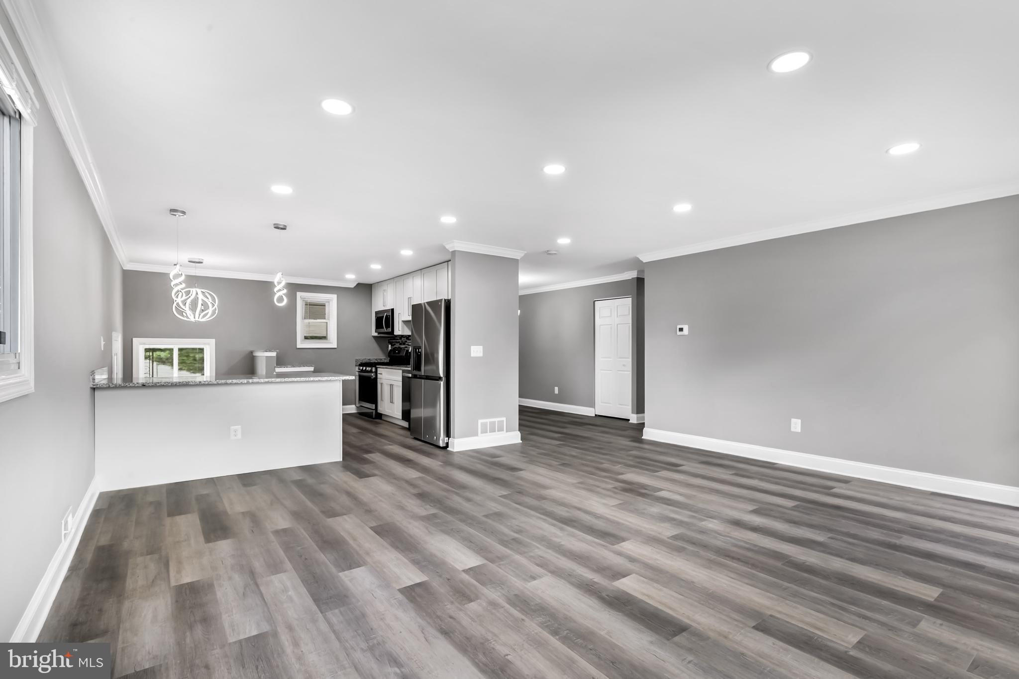 WINDSOR MILL - Residential