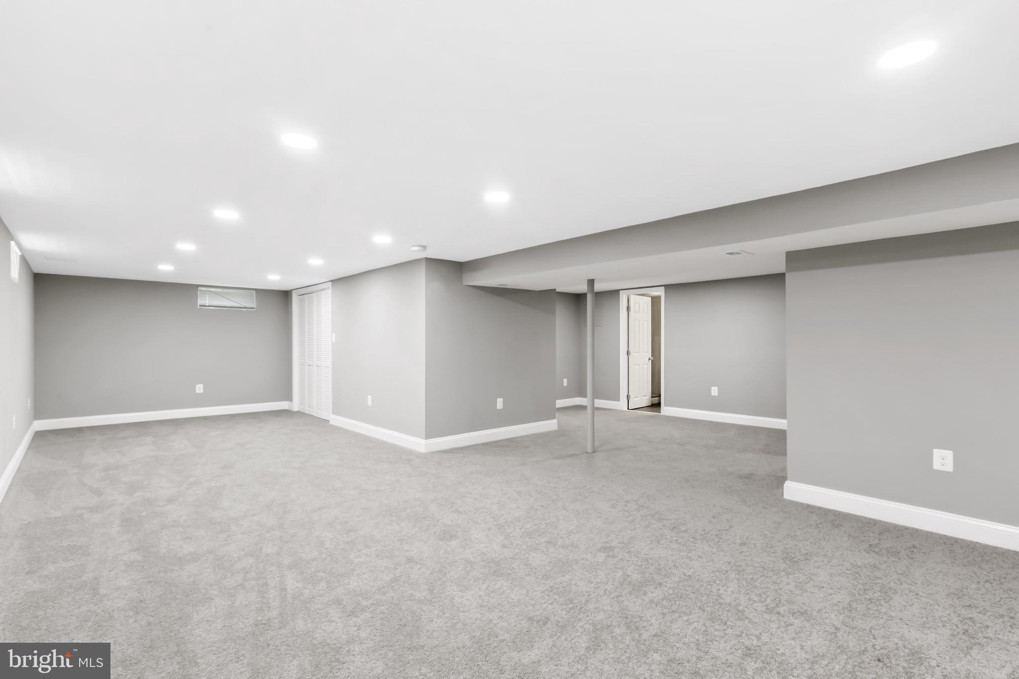 WINDSOR MILL - Residential