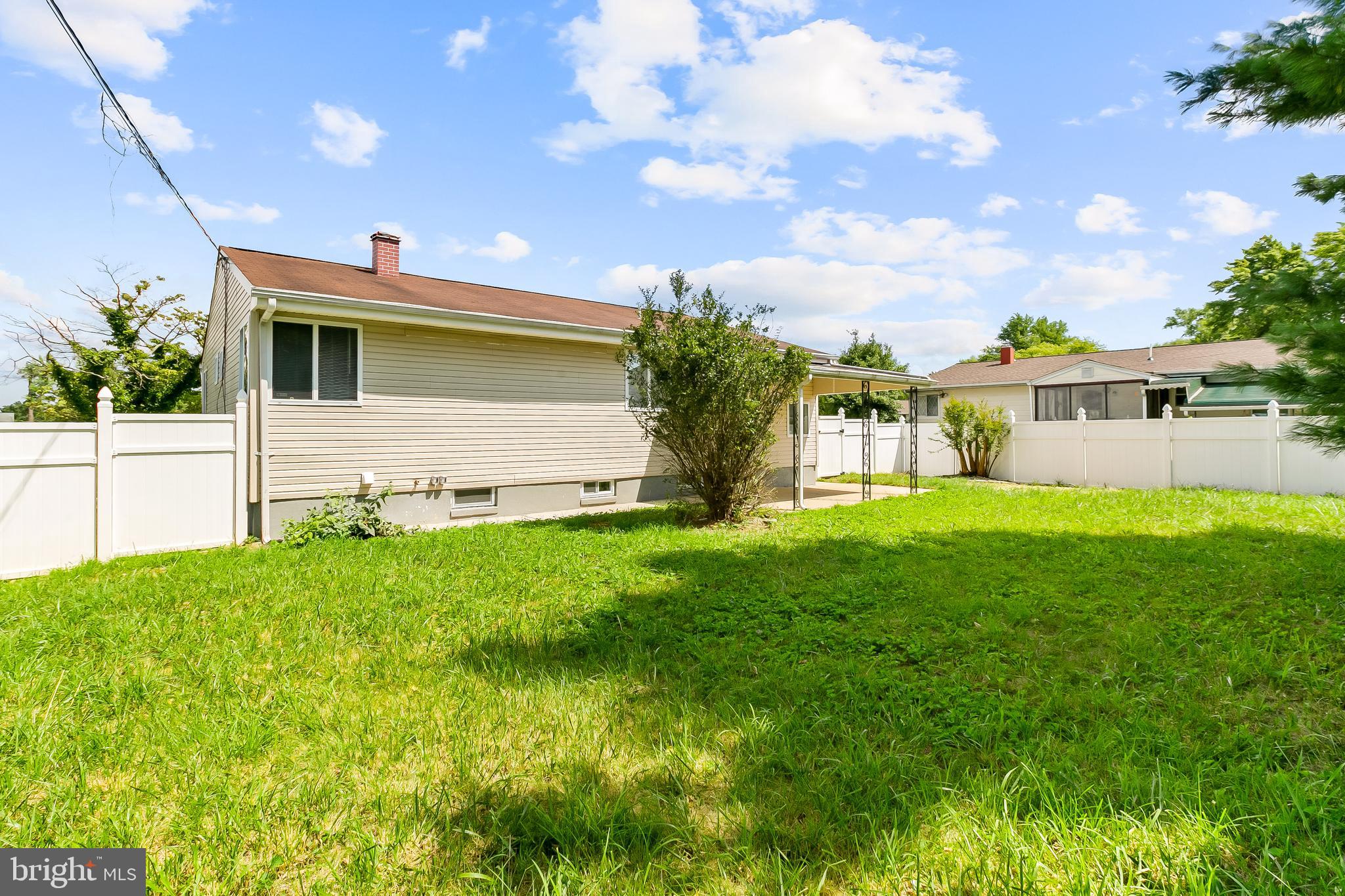 WINDSOR MILL - Residential