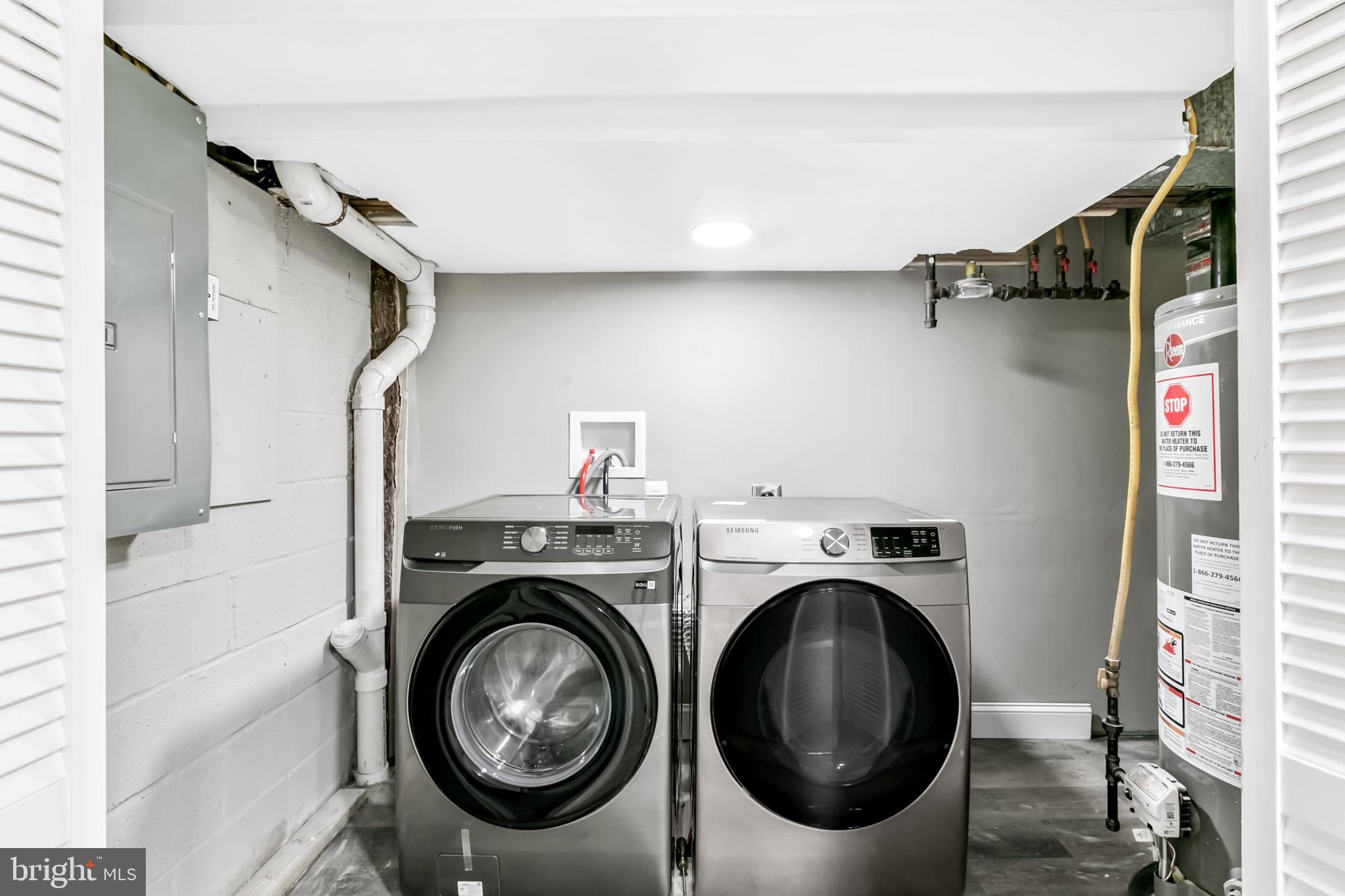 WINDSOR MILL - Residential