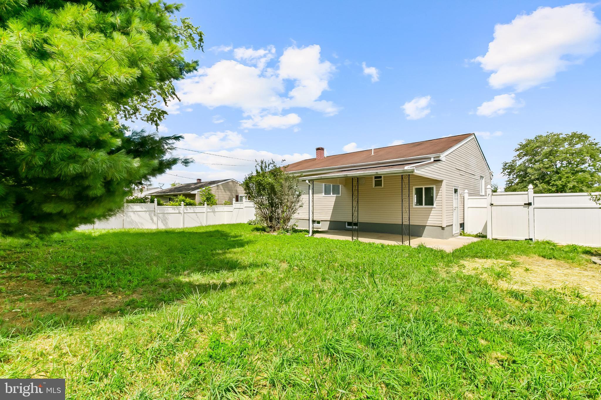 WINDSOR MILL - Residential