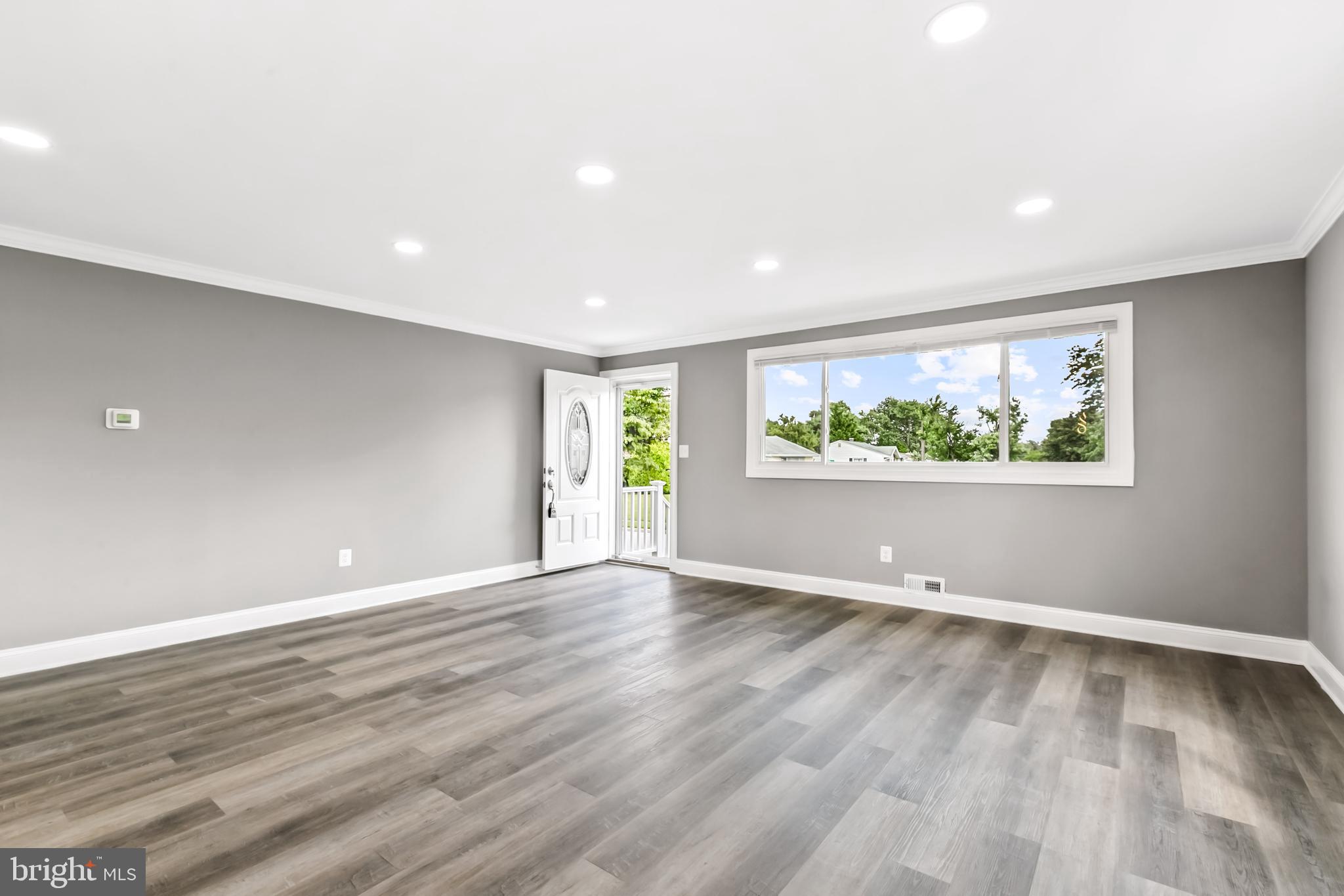 WINDSOR MILL - Residential