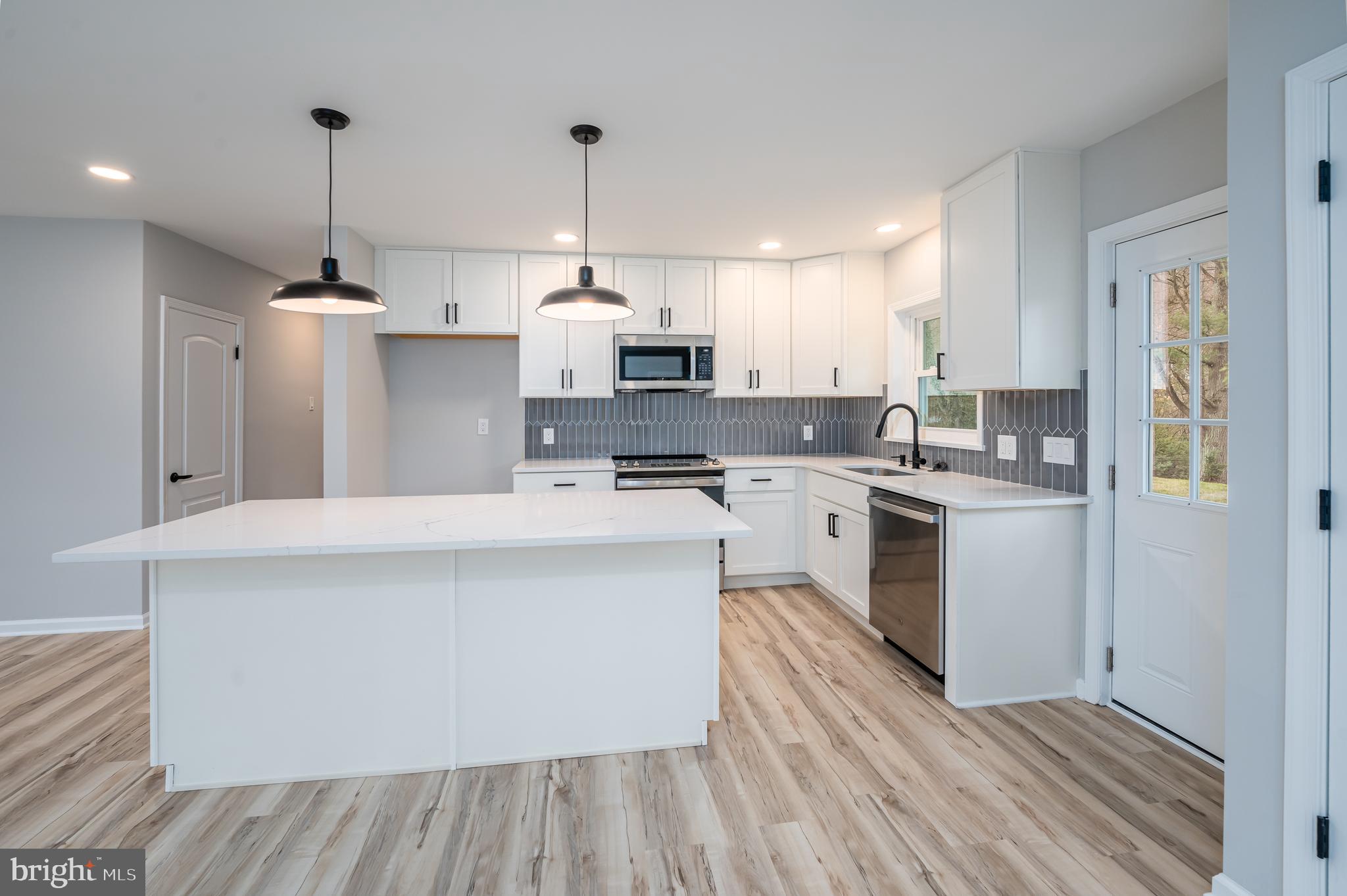 DOYLESTOWN - Residential