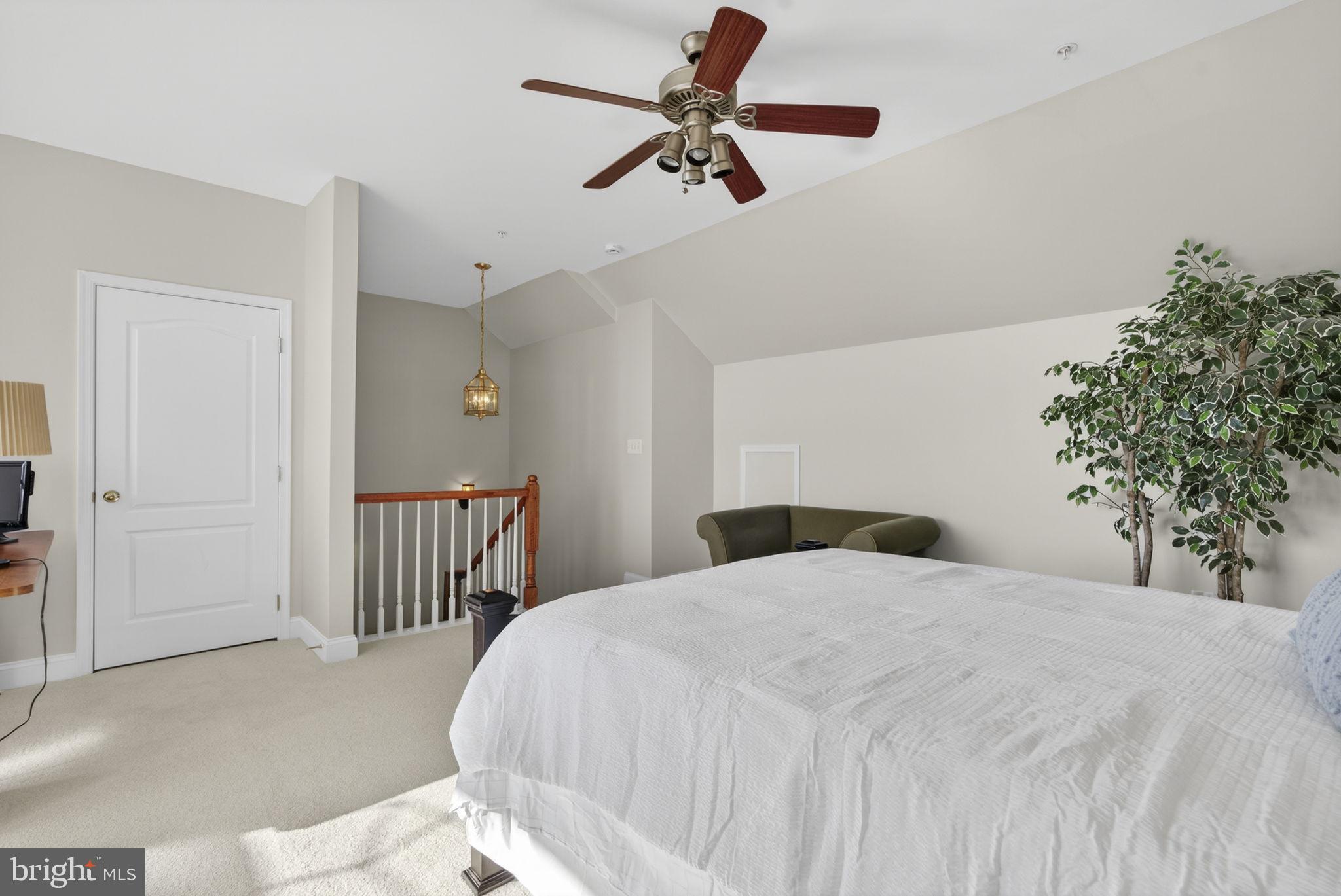 RIVER CREEK - Residential Lease