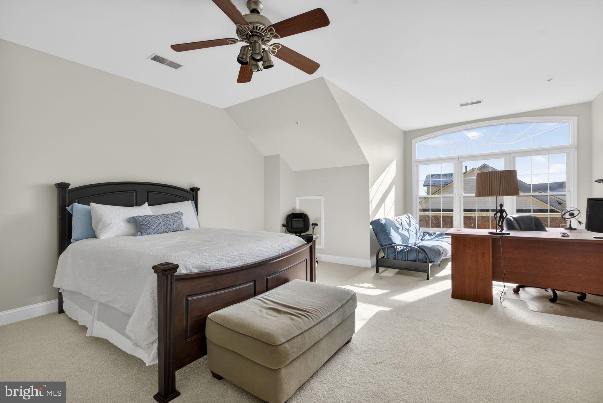 RIVER CREEK - Residential Lease