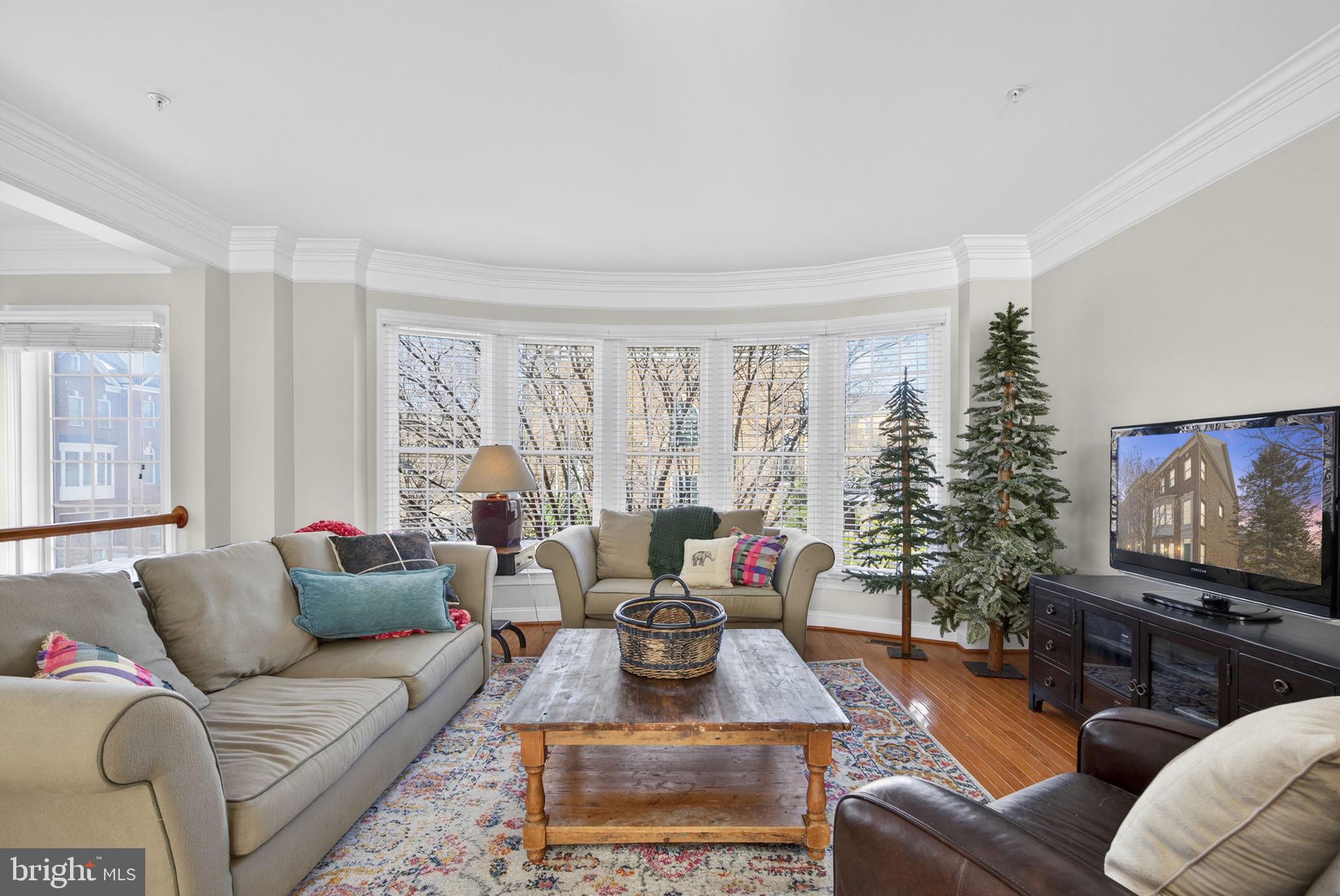 RIVER CREEK - Residential Lease