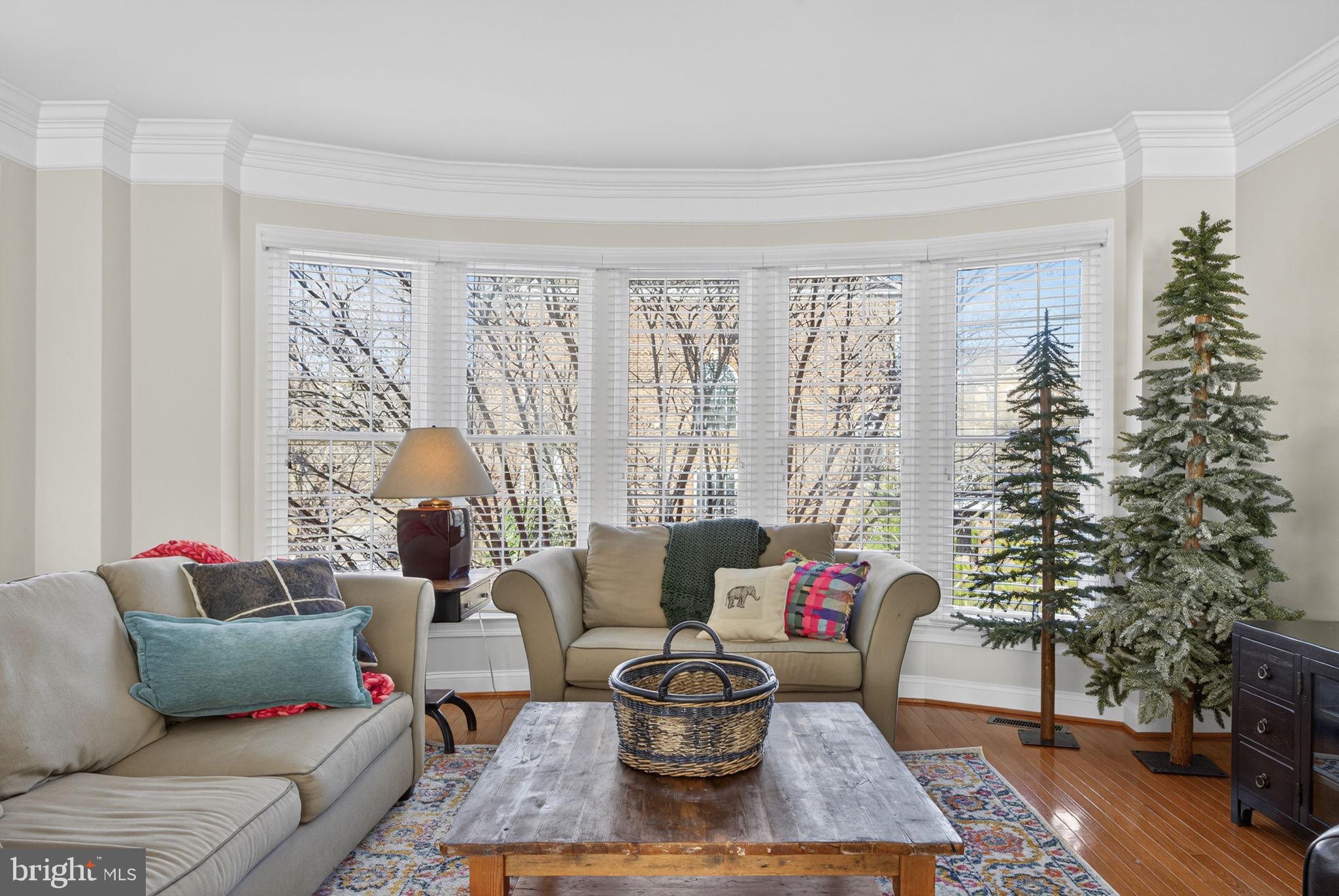 RIVER CREEK - Residential Lease