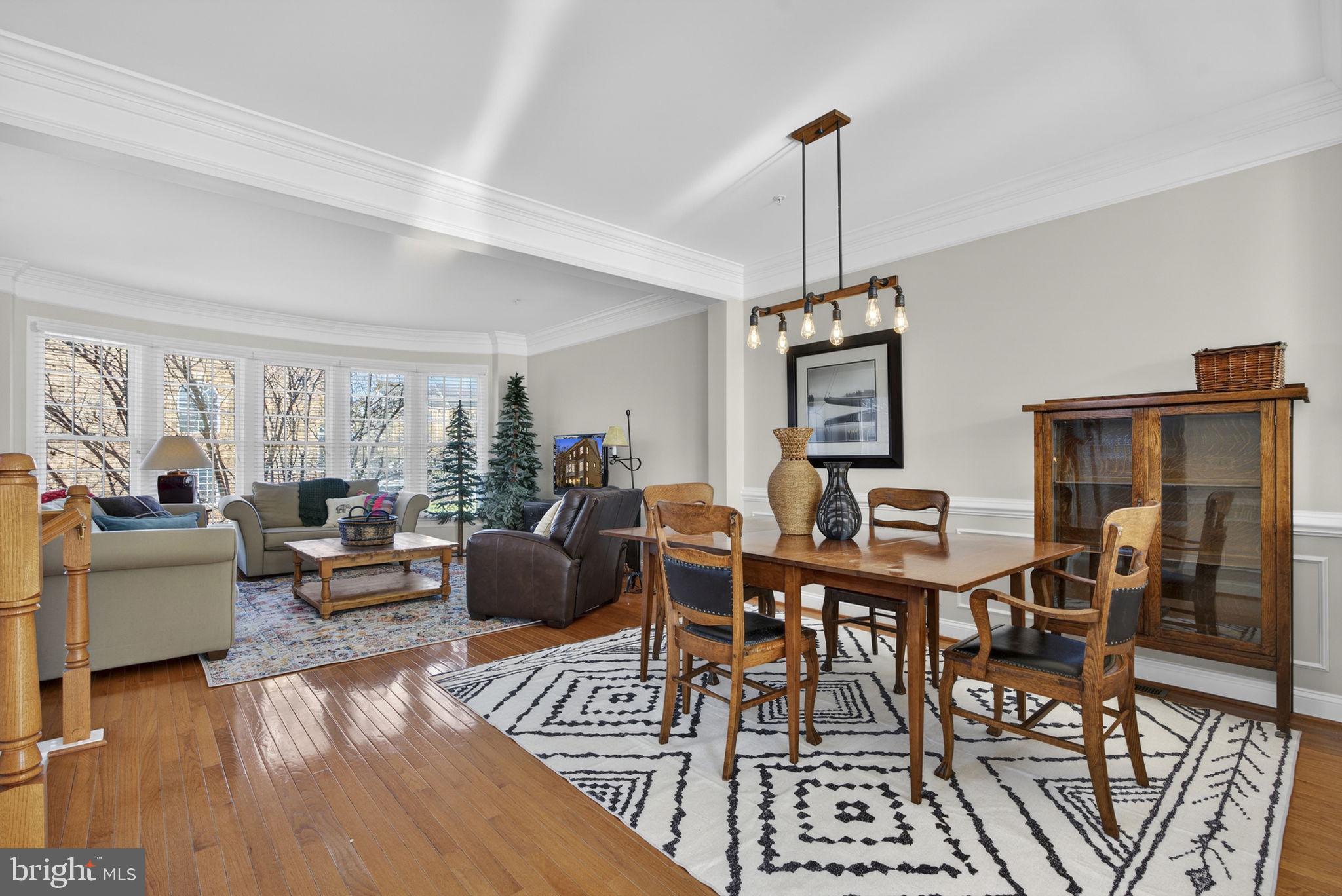 RIVER CREEK - Residential Lease