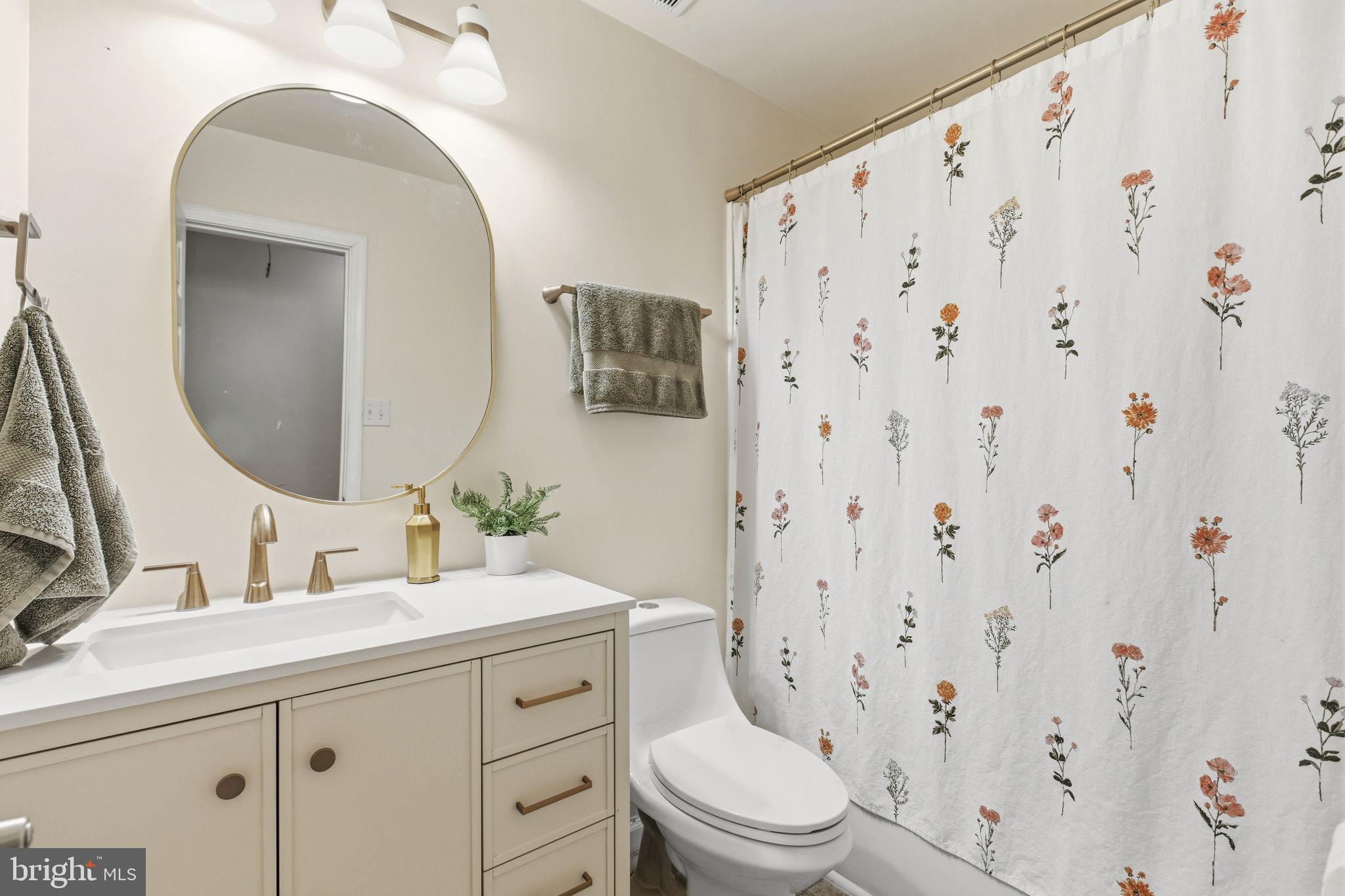 ST. ANDREWS ESTA - Residential