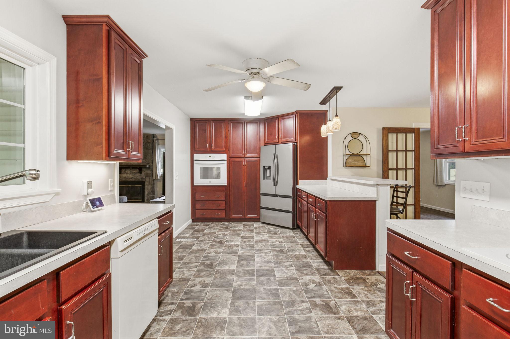 ST. ANDREWS ESTA - Residential