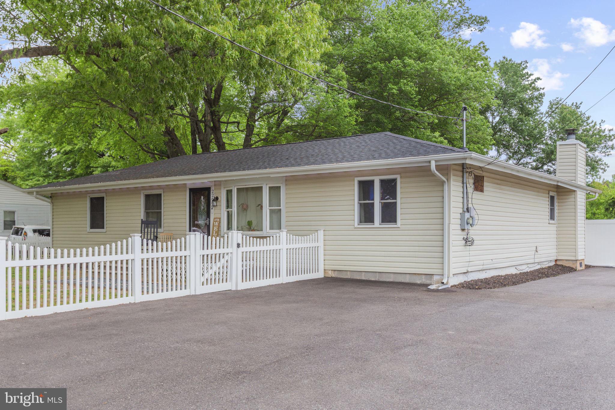 ST. ANDREWS ESTA - Residential