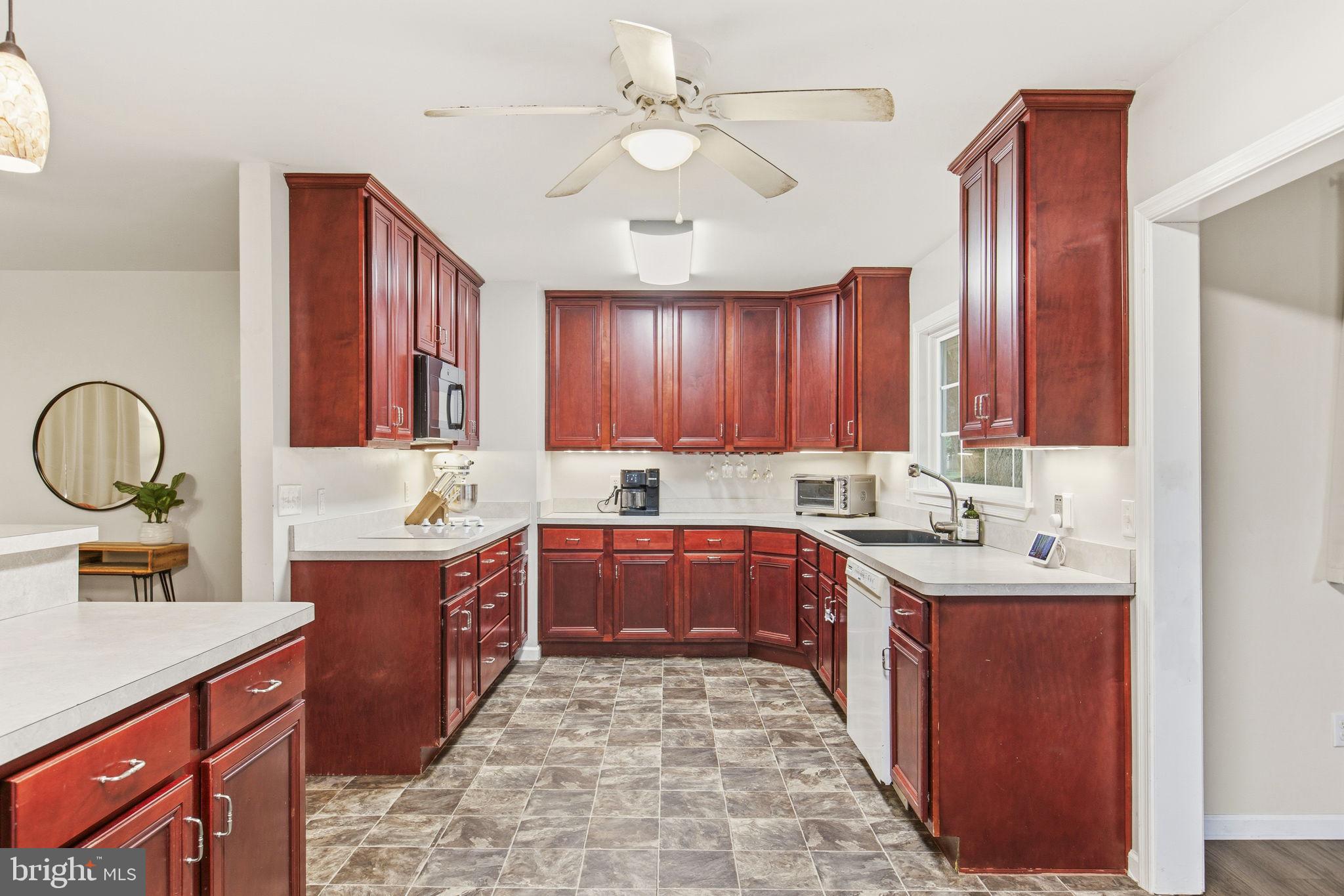 ST. ANDREWS ESTA - Residential