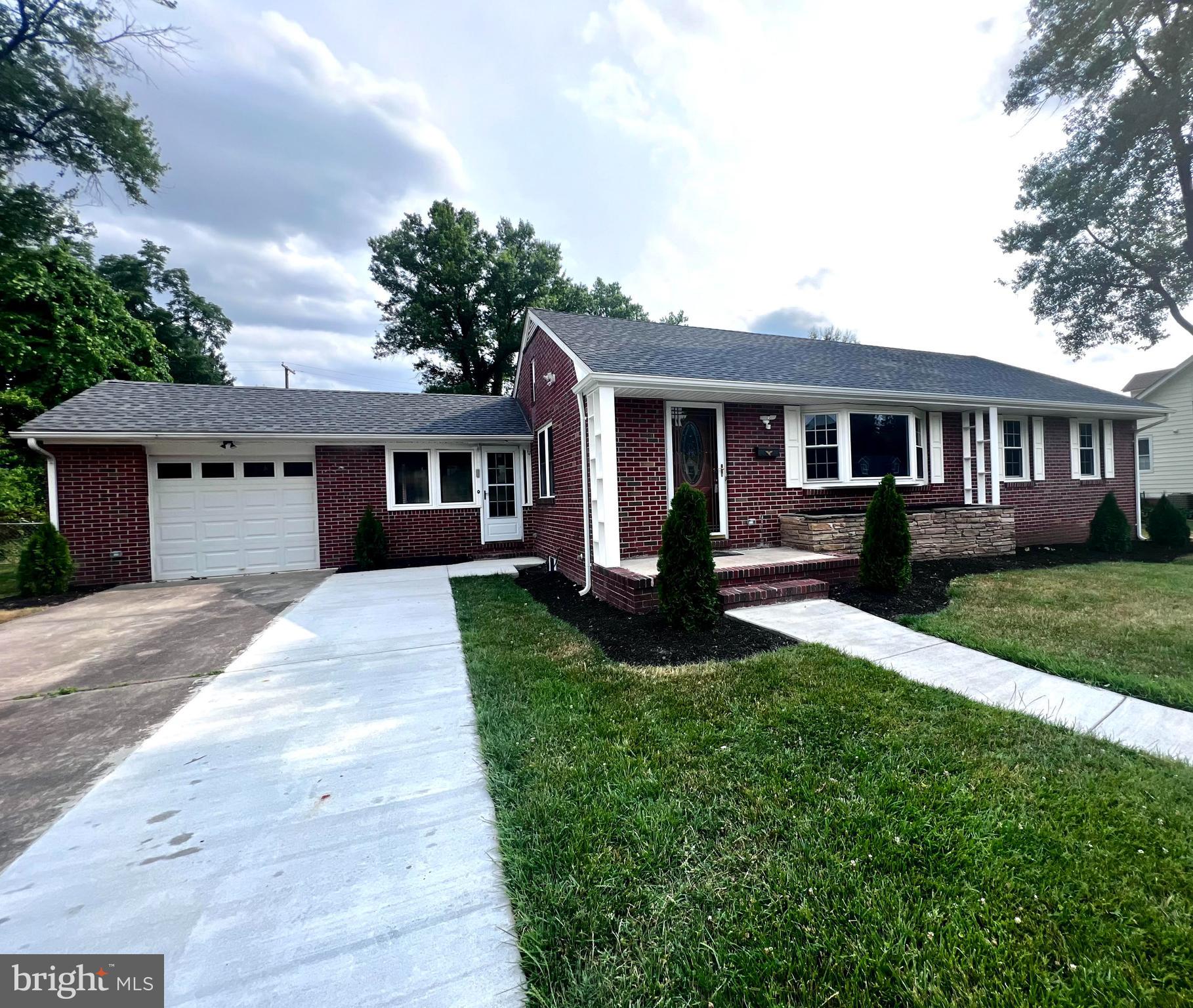 LINTHICUM HEIGHTS ANNEX - Residential Lease