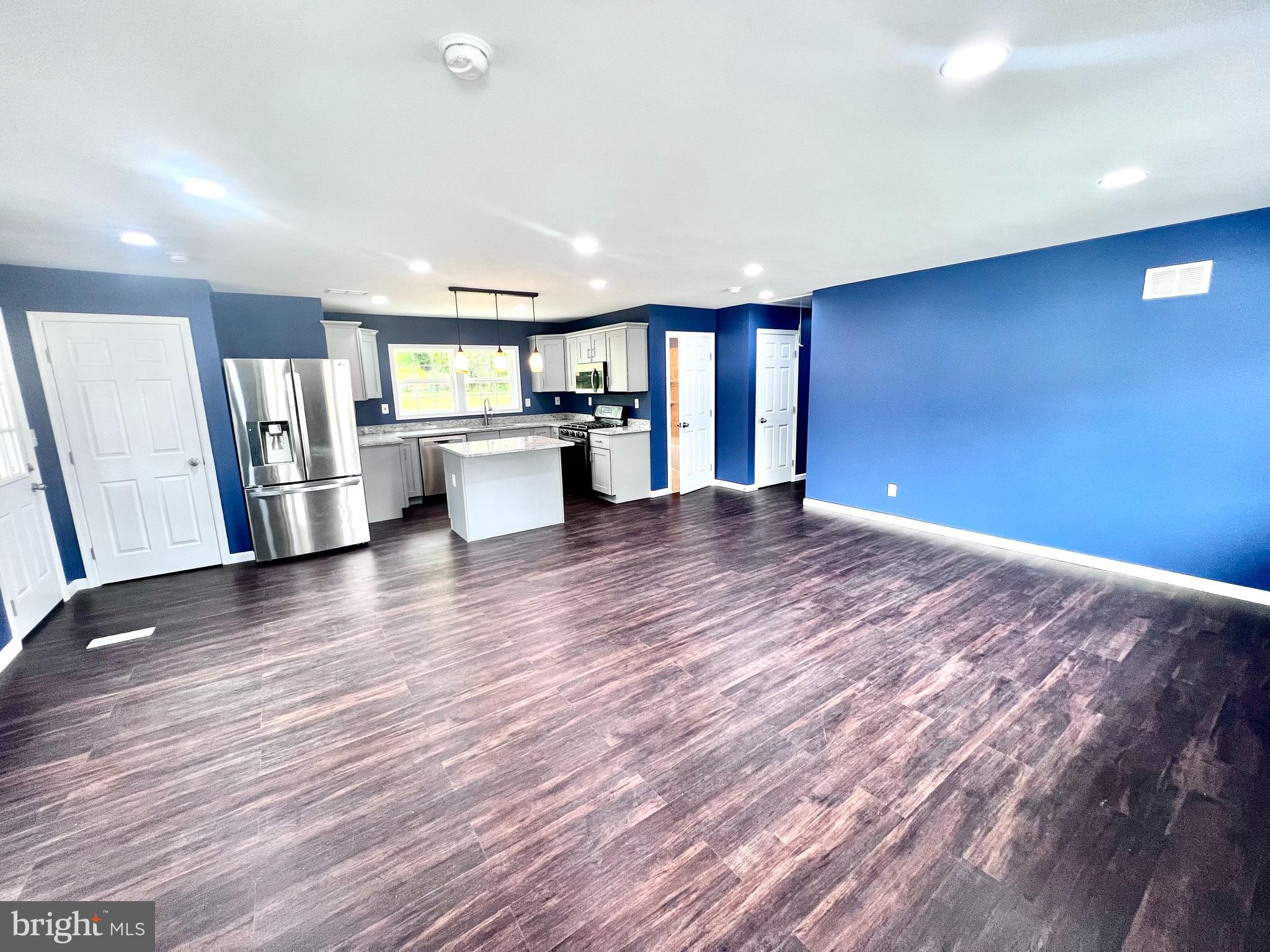 LINTHICUM HEIGHTS ANNEX - Residential Lease