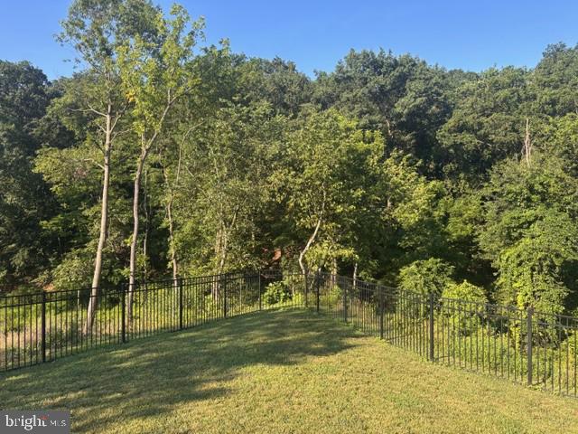 WILSHIRE ESTATES - Residential