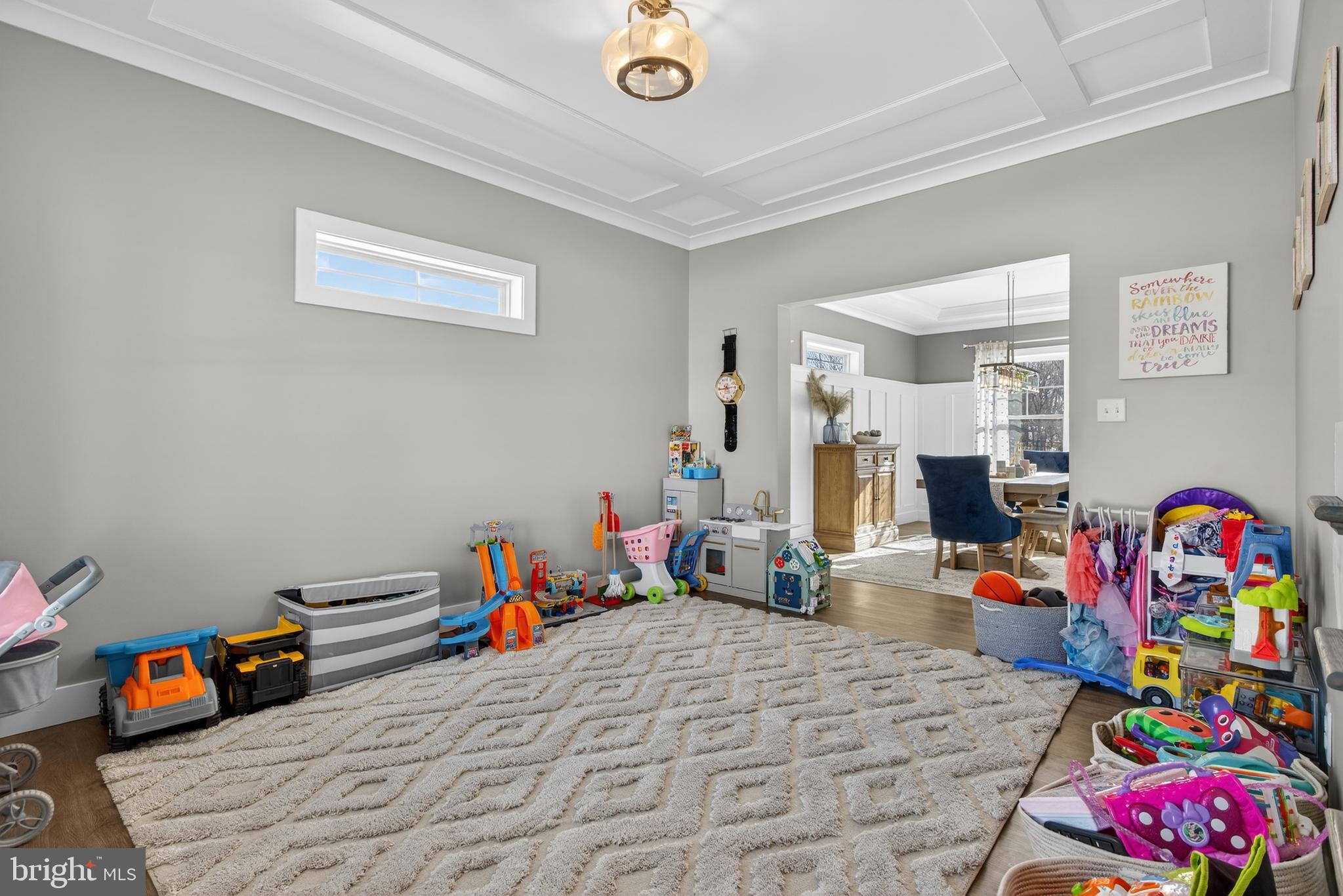 WILSHIRE ESTATES - Residential