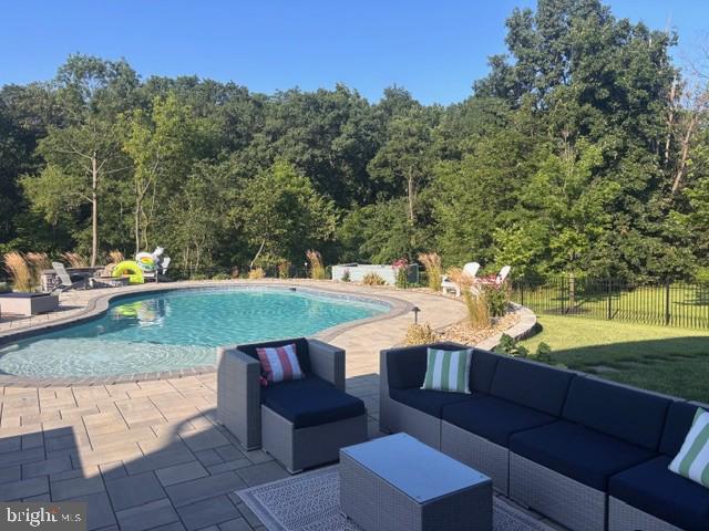 WILSHIRE ESTATES - Residential