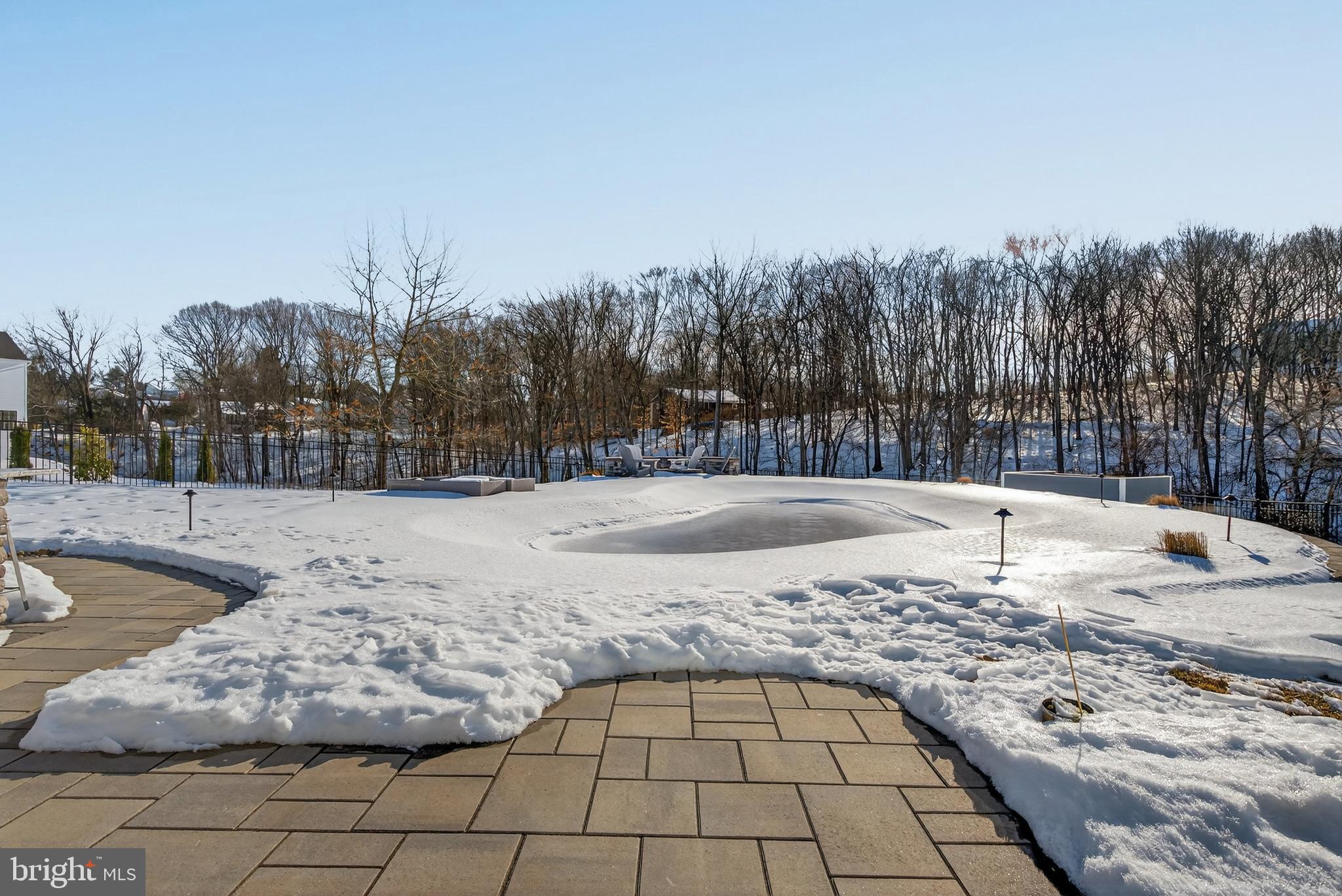 WILSHIRE ESTATES - Residential