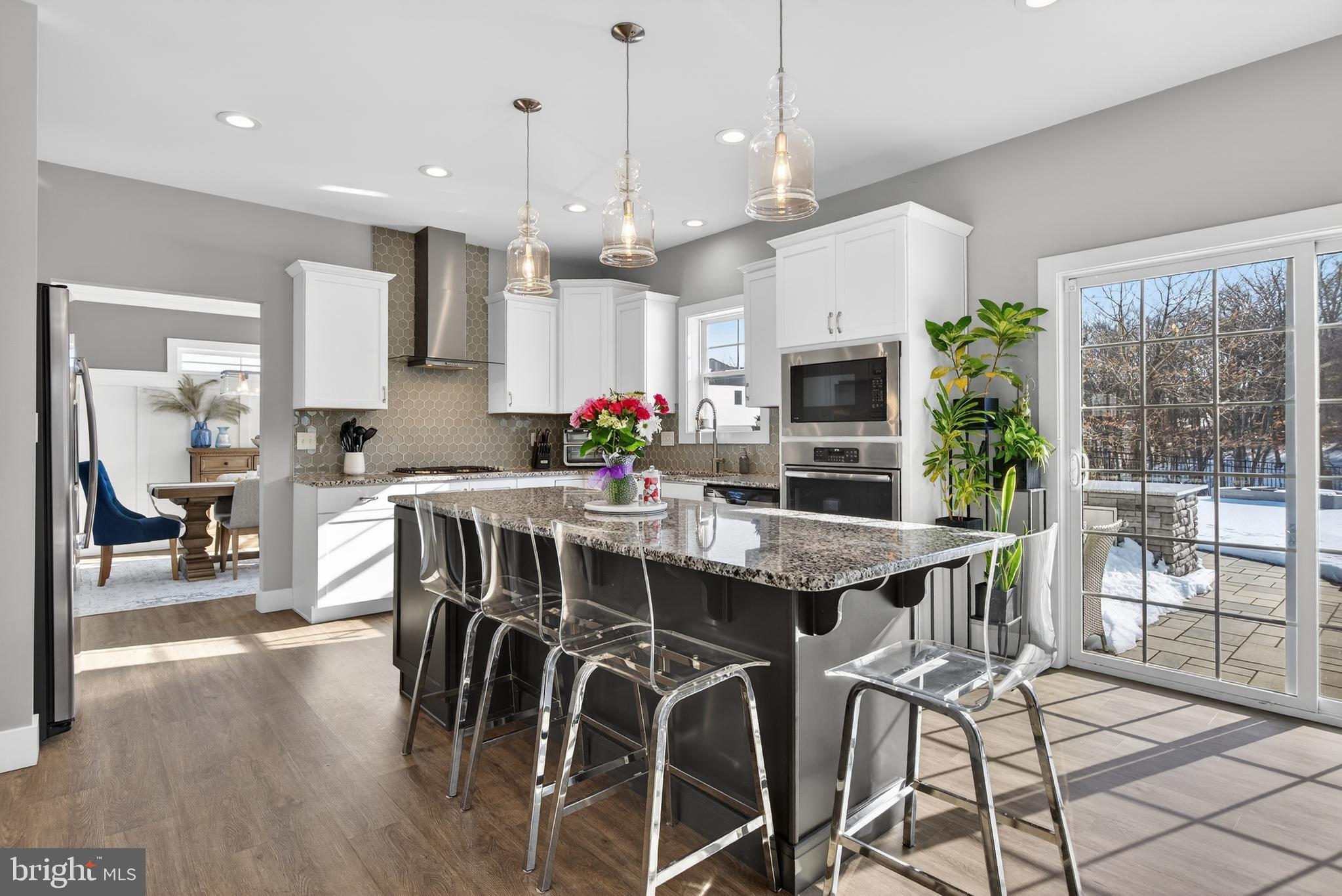 WILSHIRE ESTATES - Residential