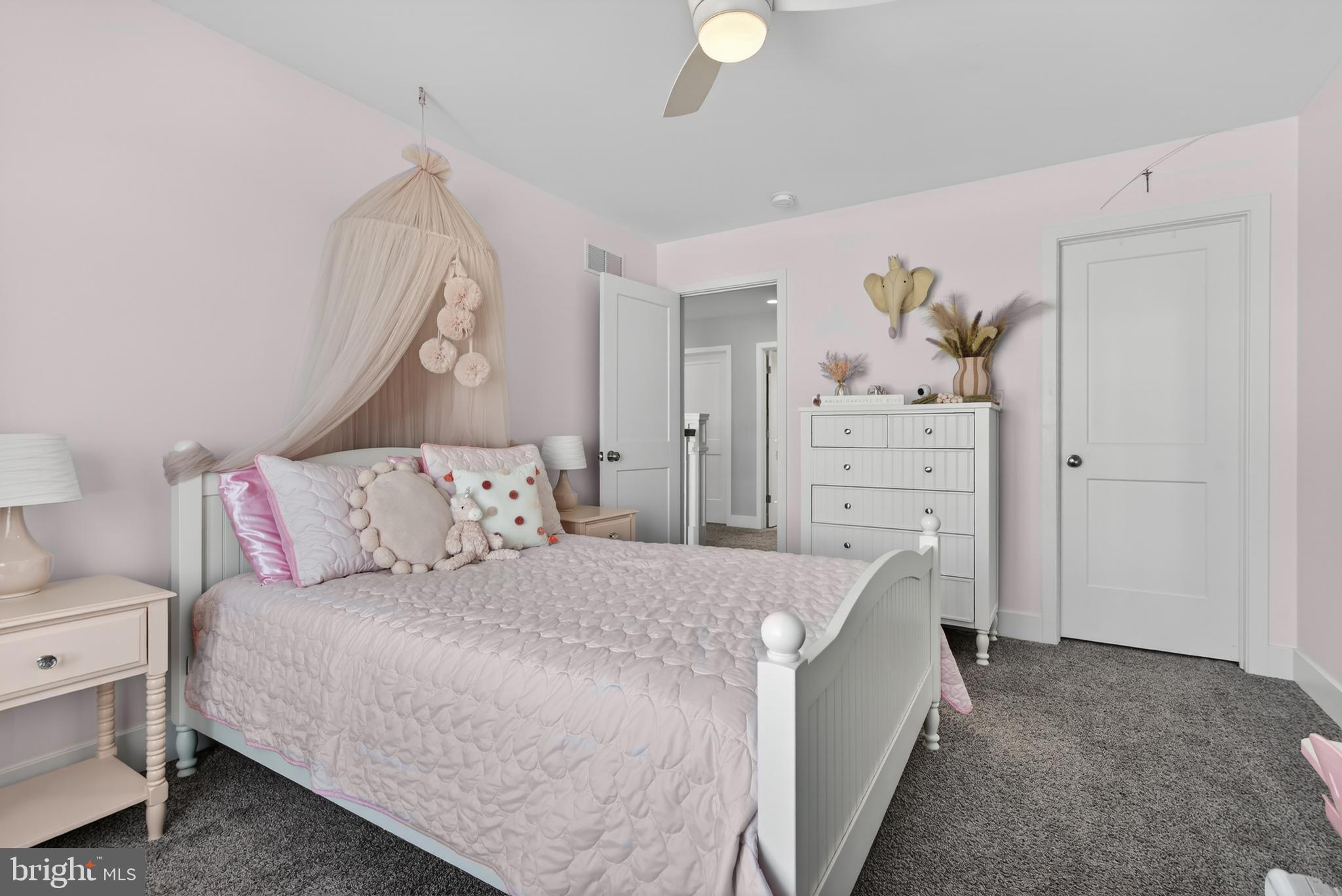 WILSHIRE ESTATES - Residential