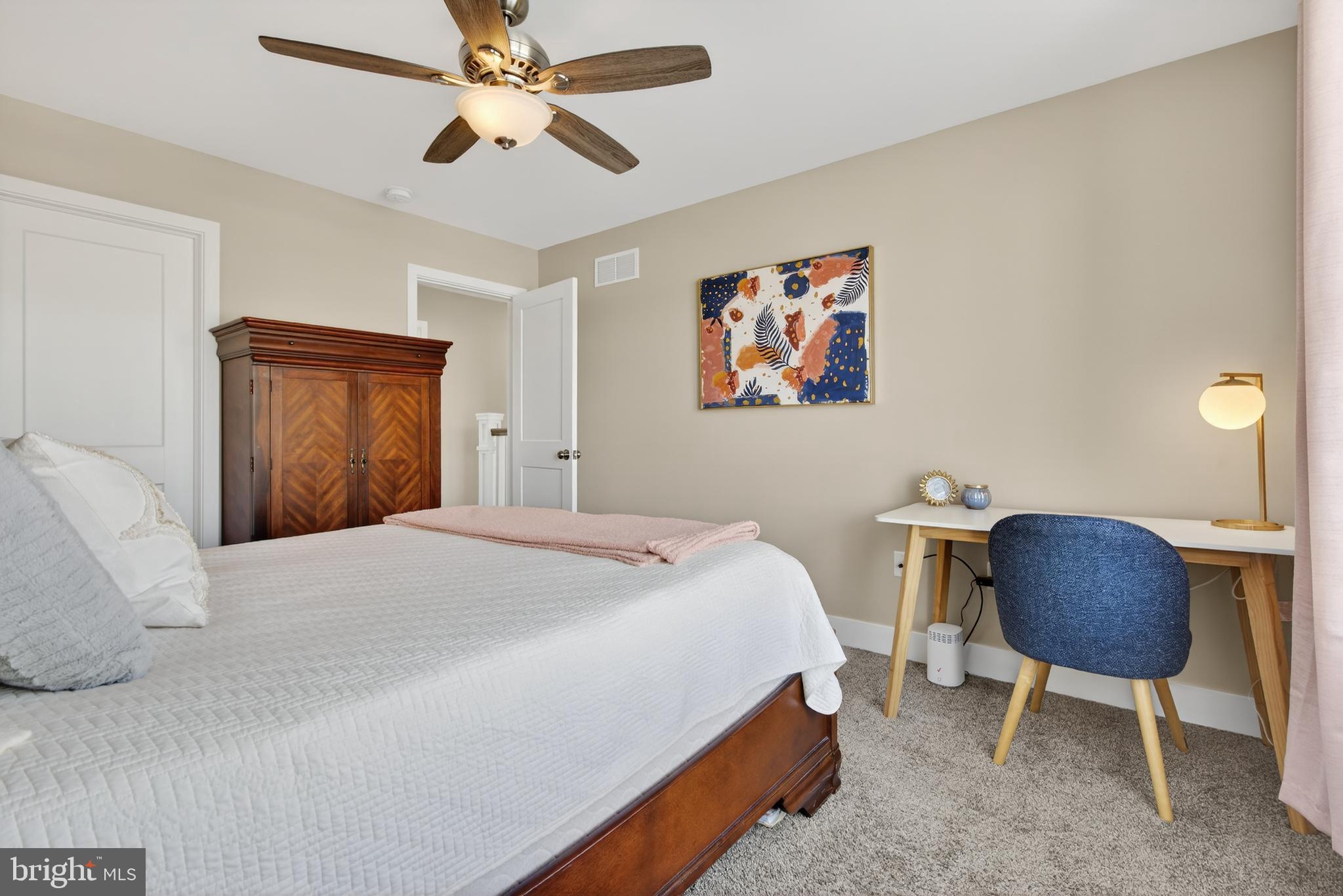 WILSHIRE ESTATES - Residential