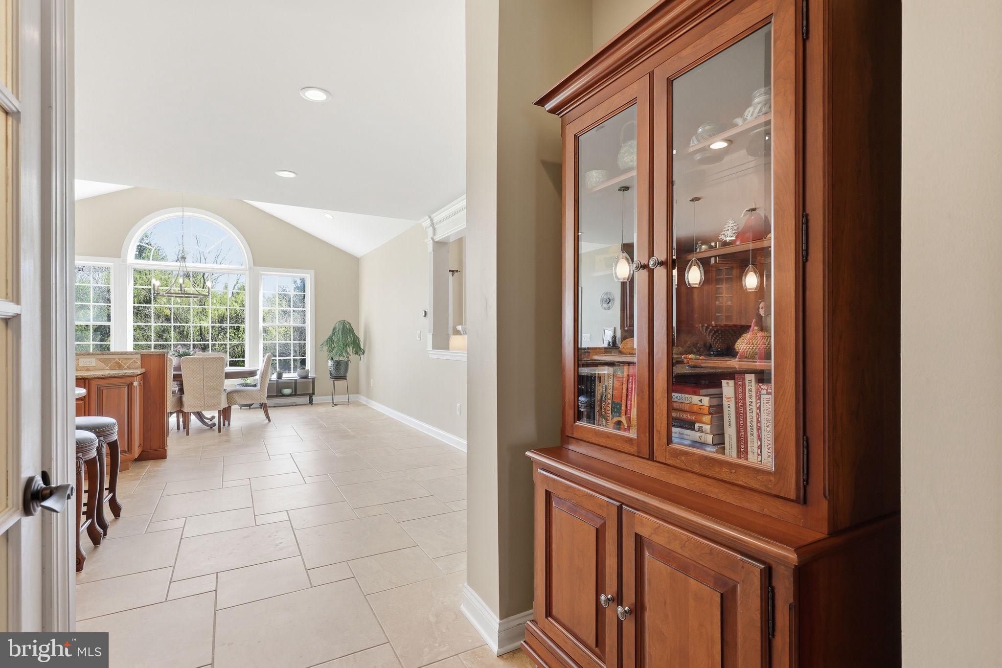 FOXHALL ESTATES - Residential