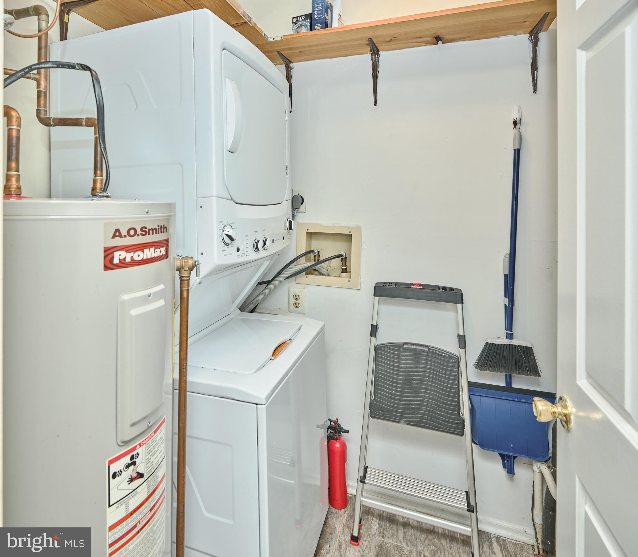 YORKSHIRE MDWS - Residential Lease