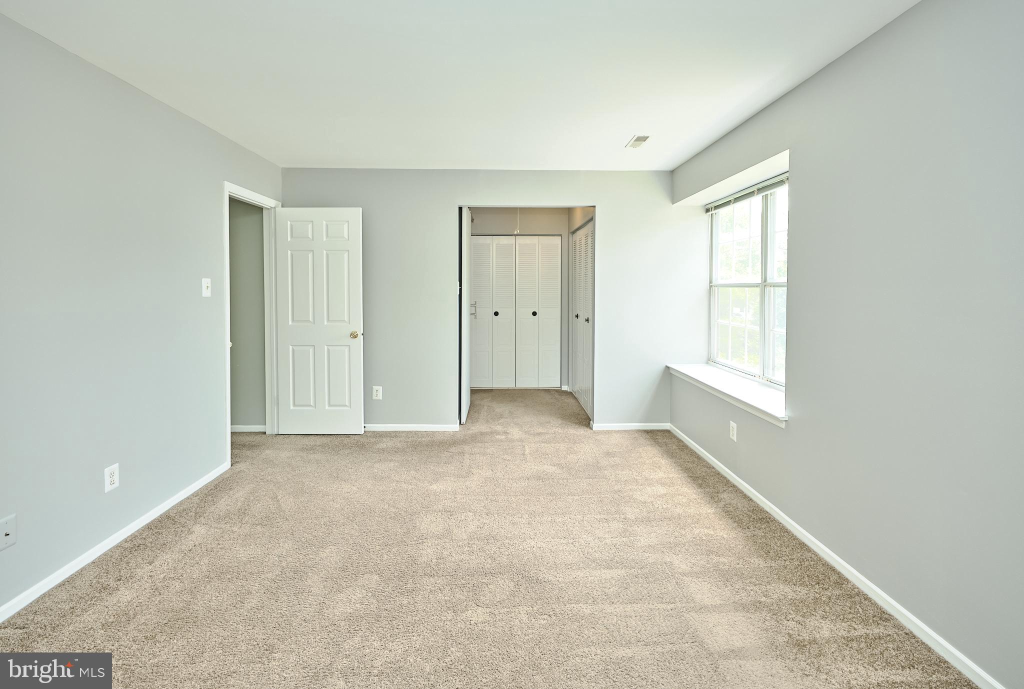 YORKSHIRE MDWS - Residential Lease