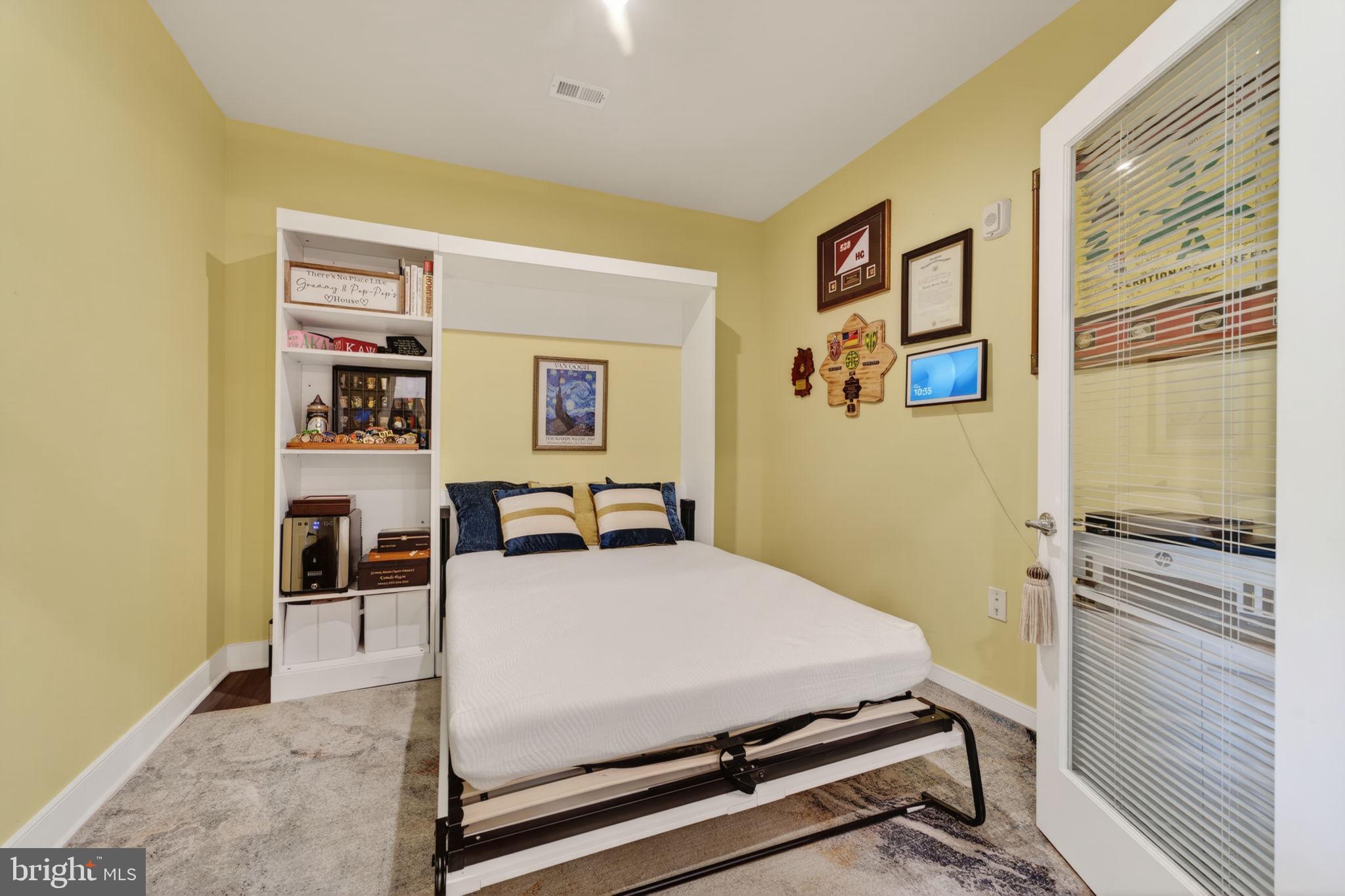 NATIONAL HARBOR - Residential