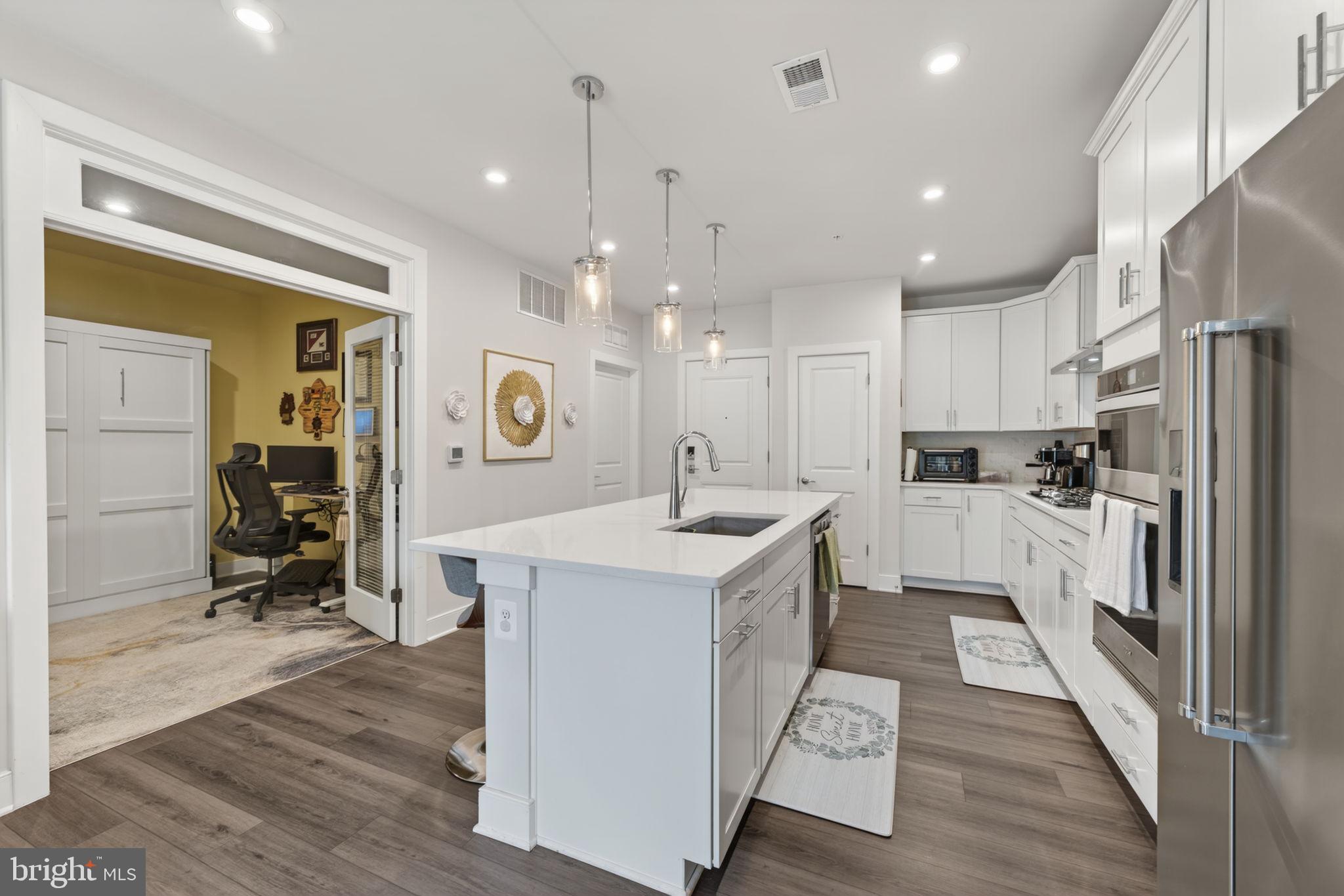 NATIONAL HARBOR - Residential
