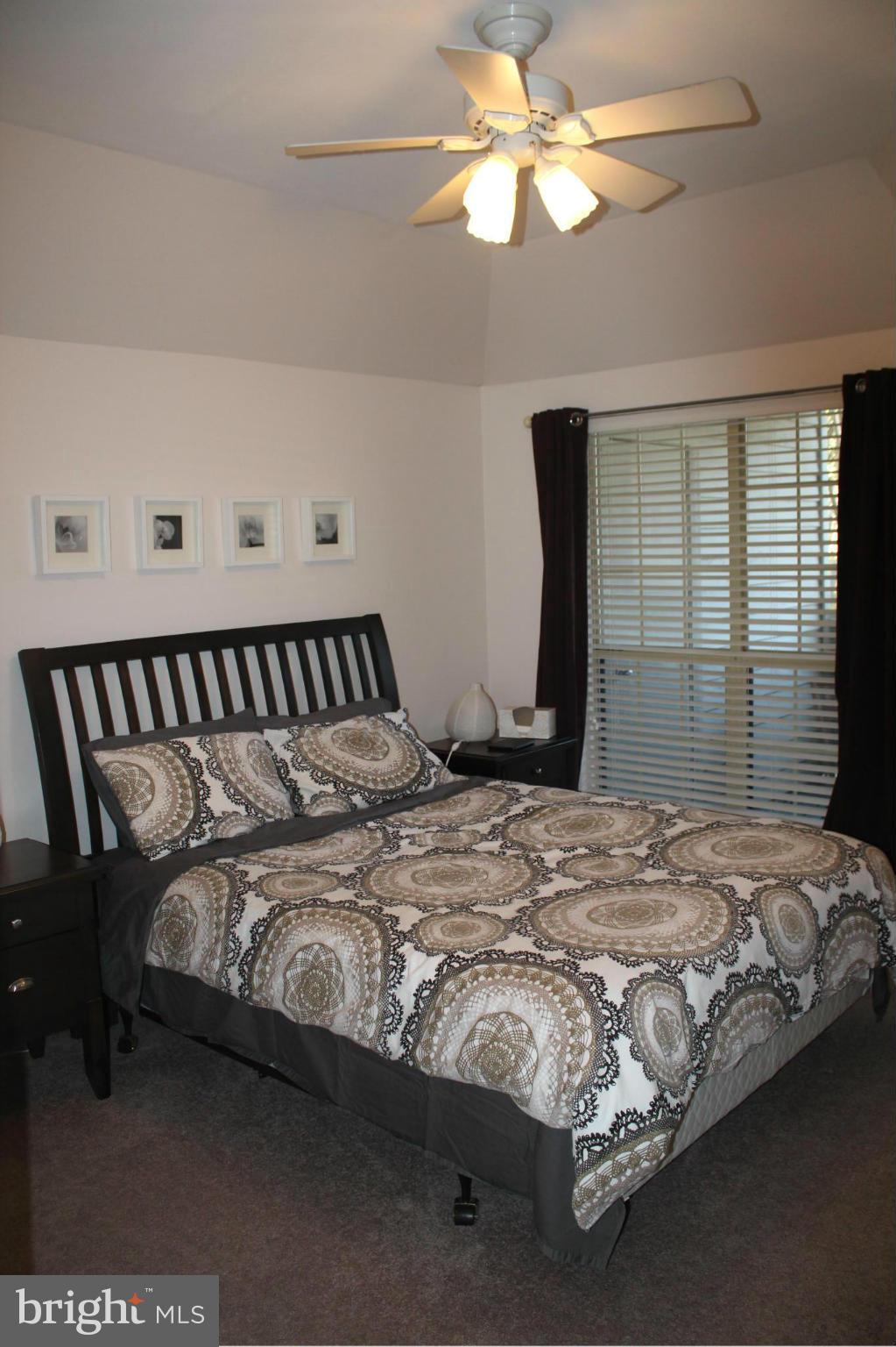 PENDERBROOK SQUARE CONDOMINIUMS - Residential Lease