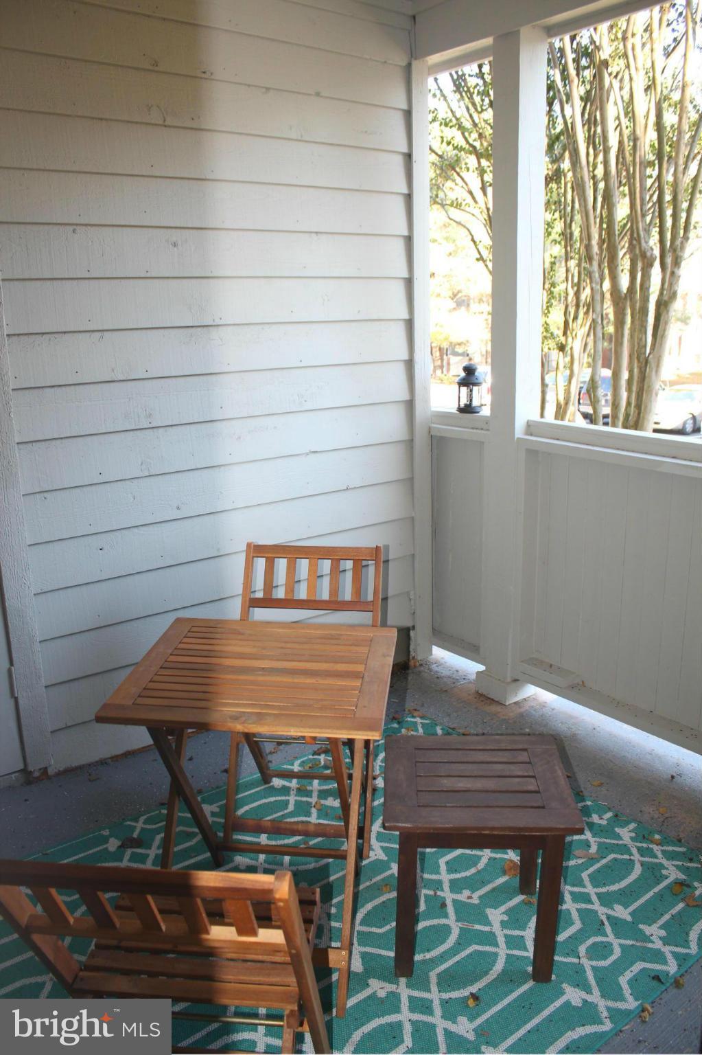 PENDERBROOK SQUARE CONDOMINIUMS - Residential Lease