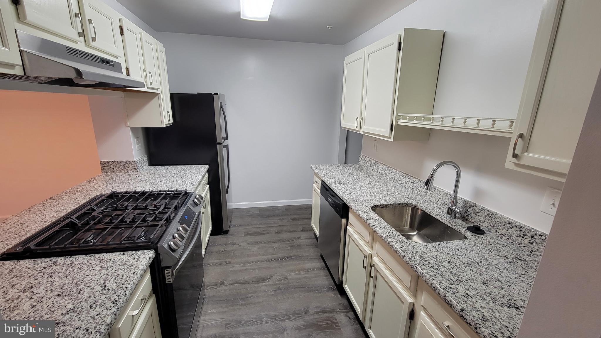 1402 WATERS EDGE DRIVE 170